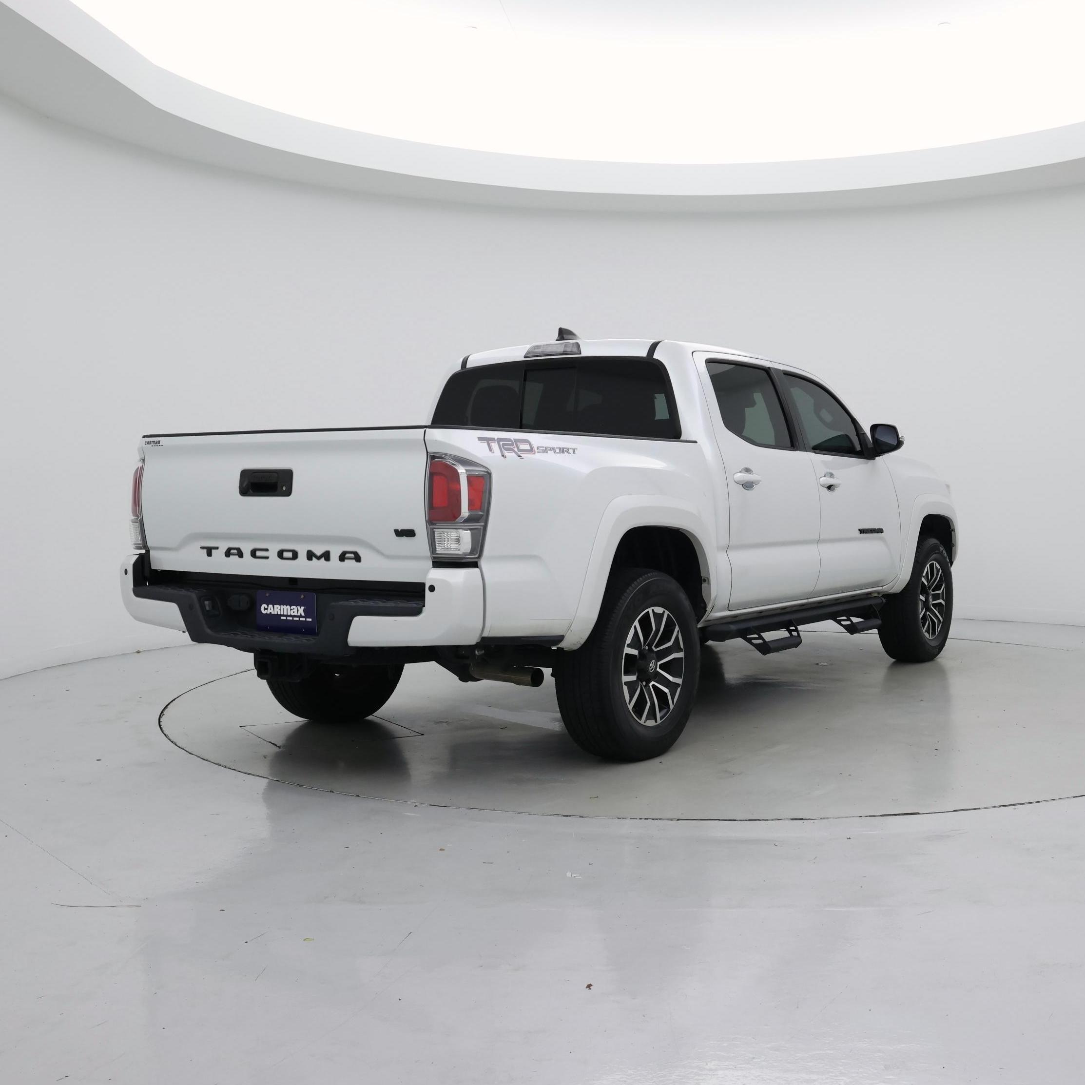 Thumbnail: 2021 Toyota Tacoma - 8