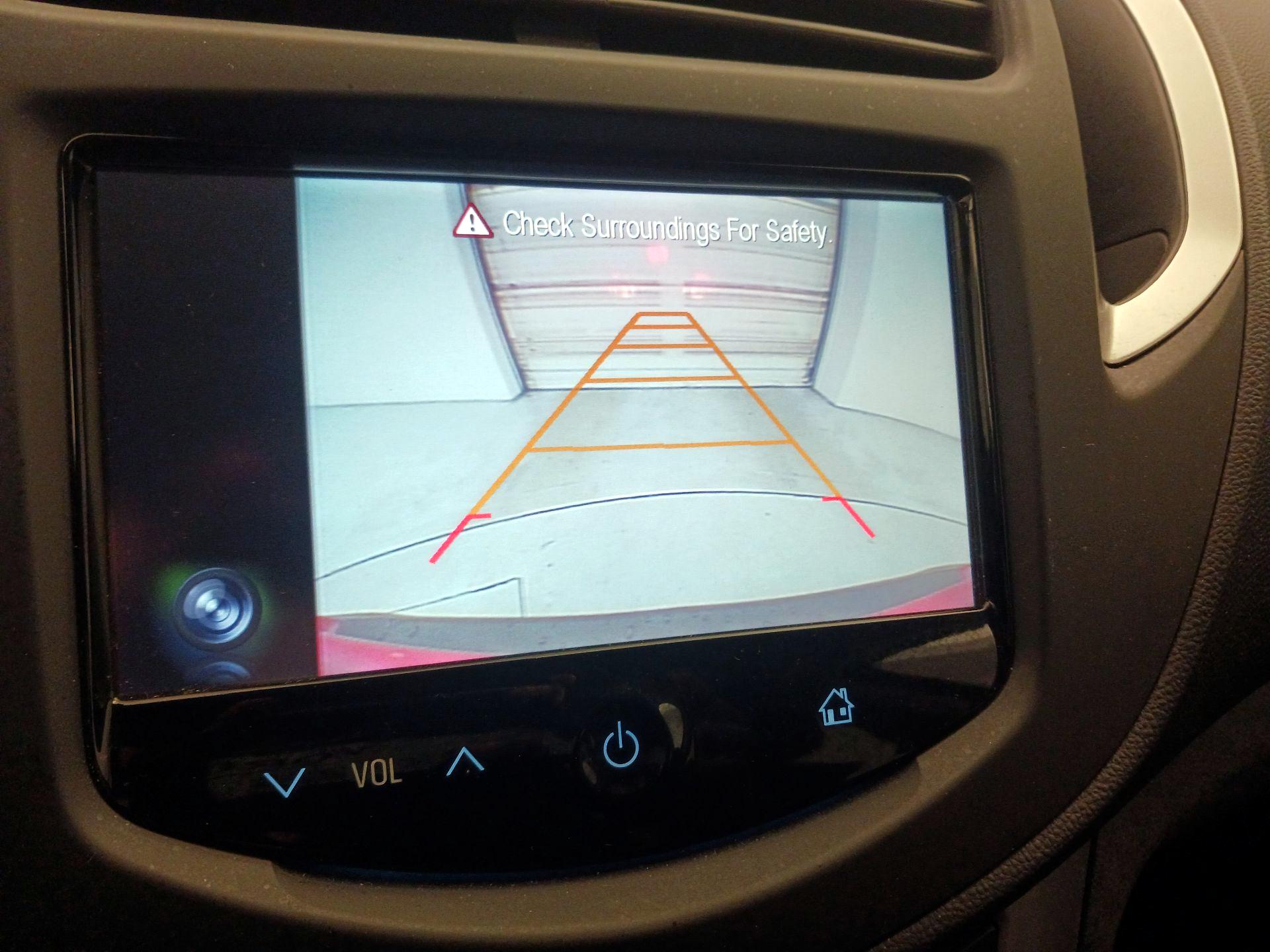 Thumbnail: 2015 Chevrolet Trax - 14