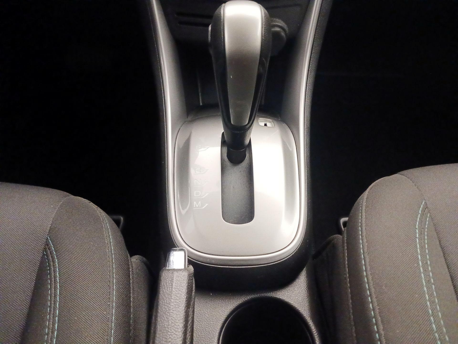 Thumbnail: 2015 Chevrolet Trax - 17