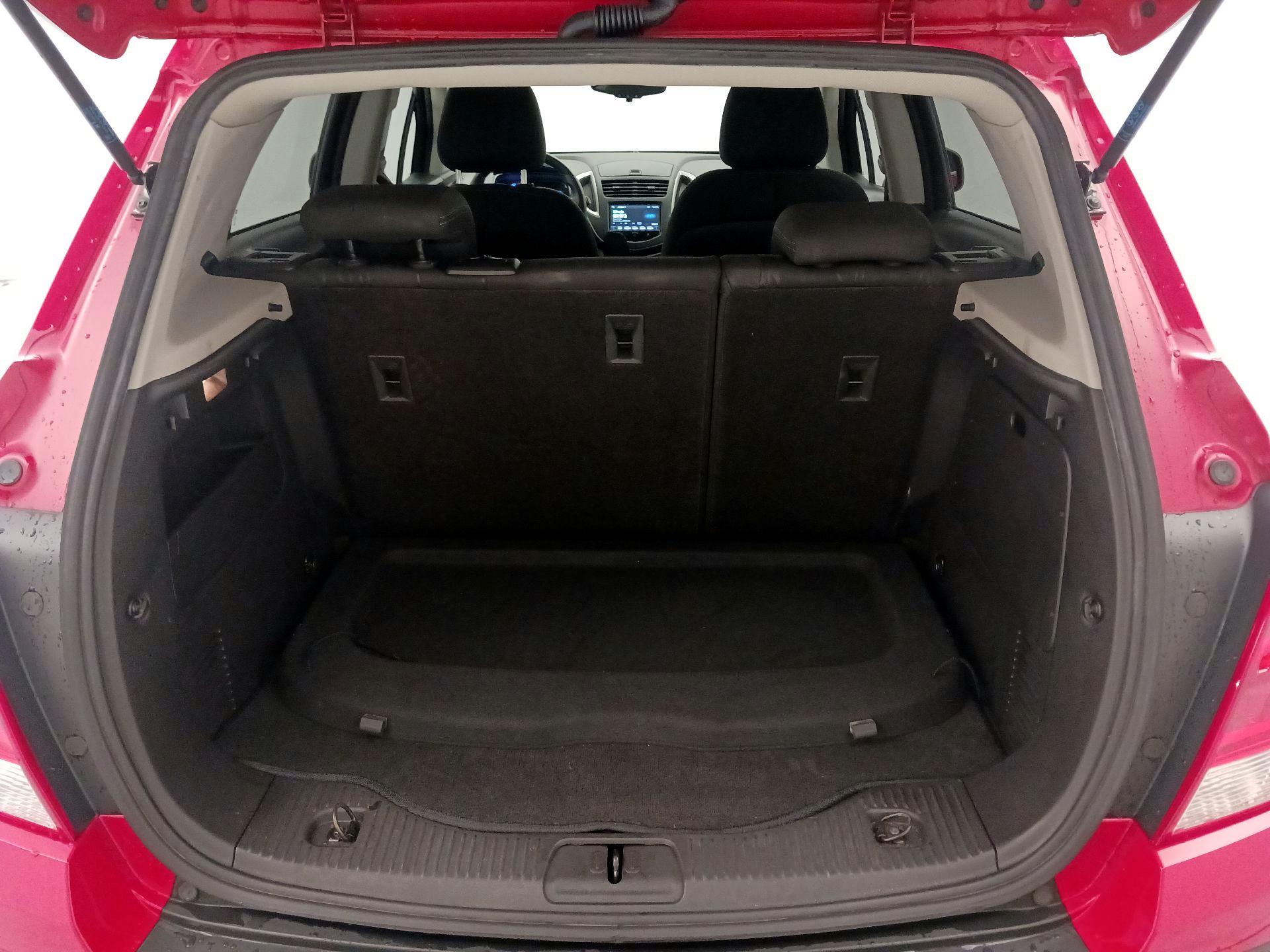 Thumbnail: 2015 Chevrolet Trax - 19