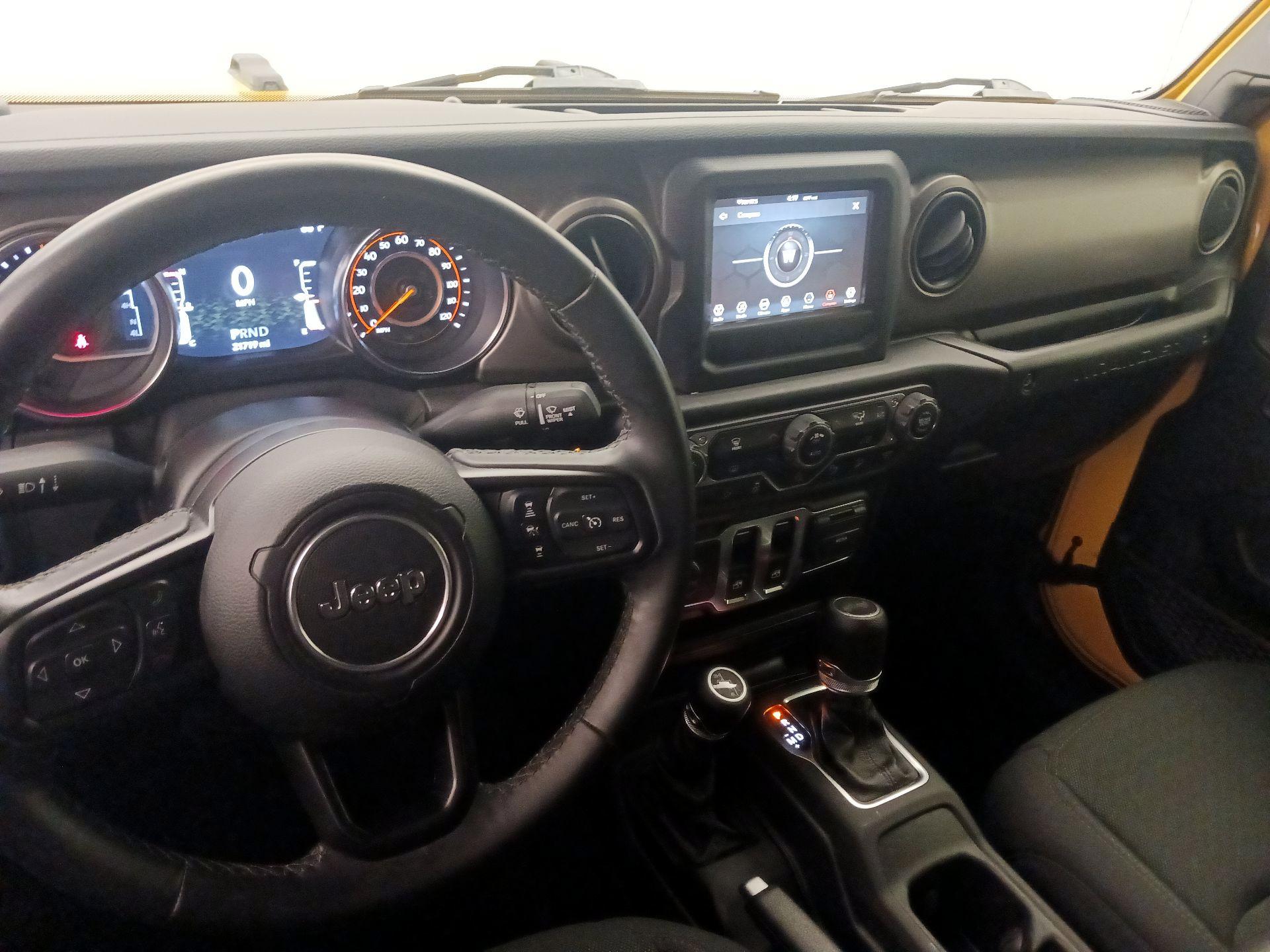 Thumbnail: 2020 Jeep Wrangler - 9