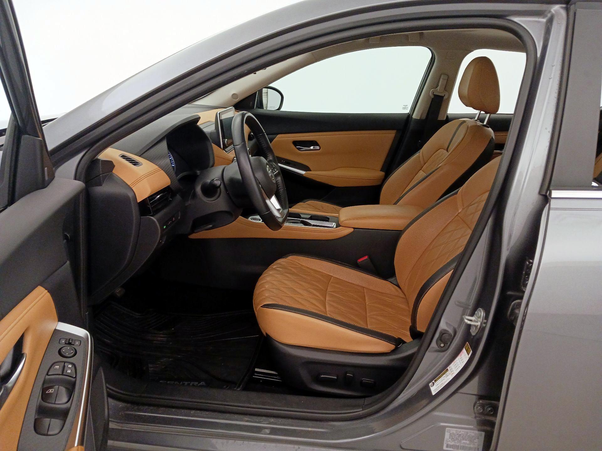 Thumbnail: 2020 Nissan Sentra - 11