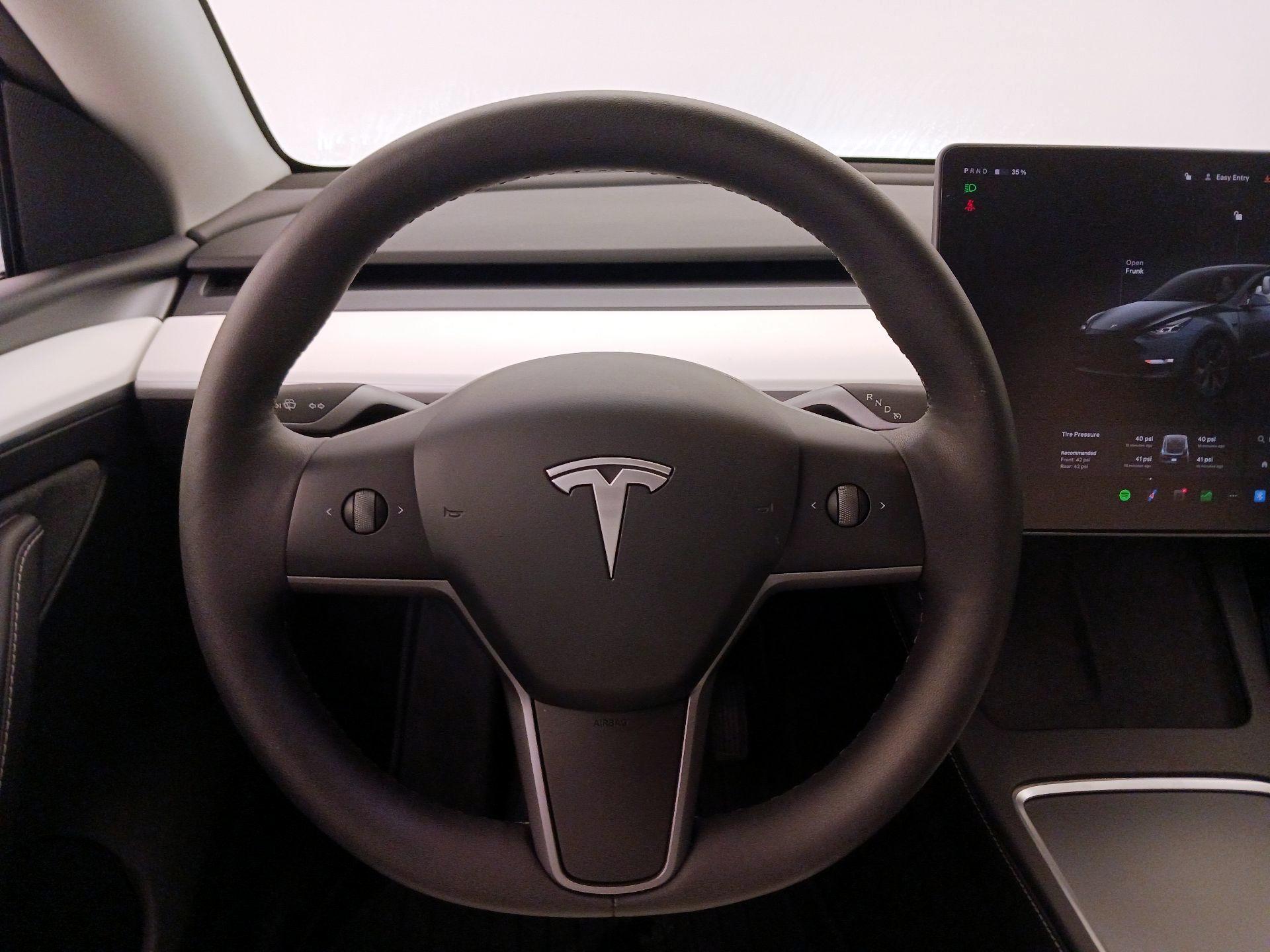 Thumbnail: 2025 Tesla Model Y - 10