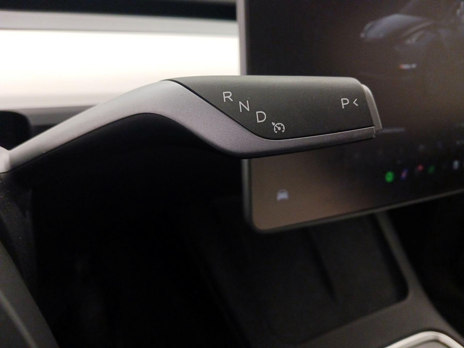 Thumbnail: 2025 Tesla Model Y - 17