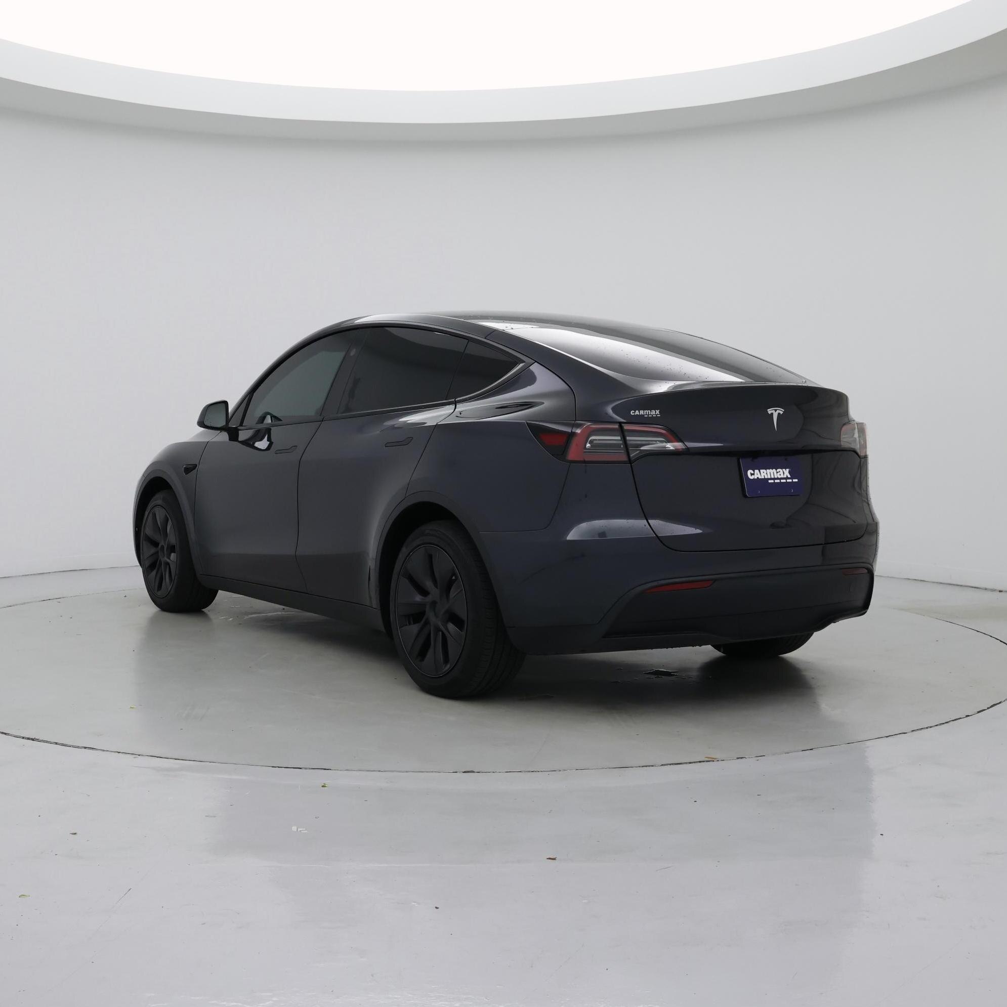 Thumbnail: 2025 Tesla Model Y - 2