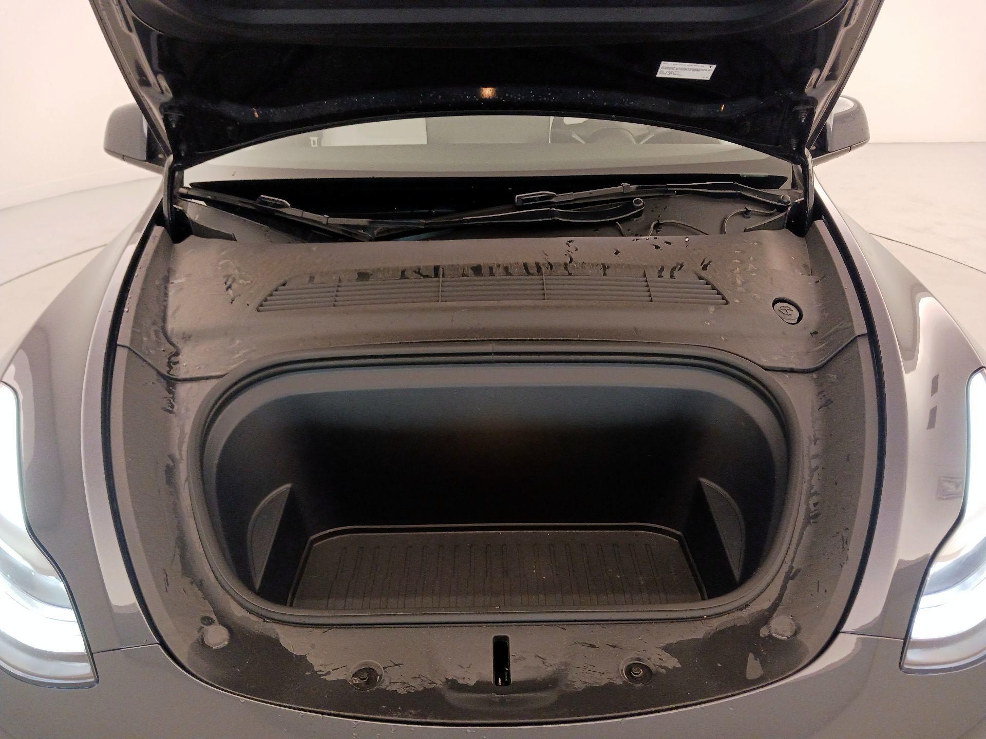 Thumbnail: 2025 Tesla Model Y - 20