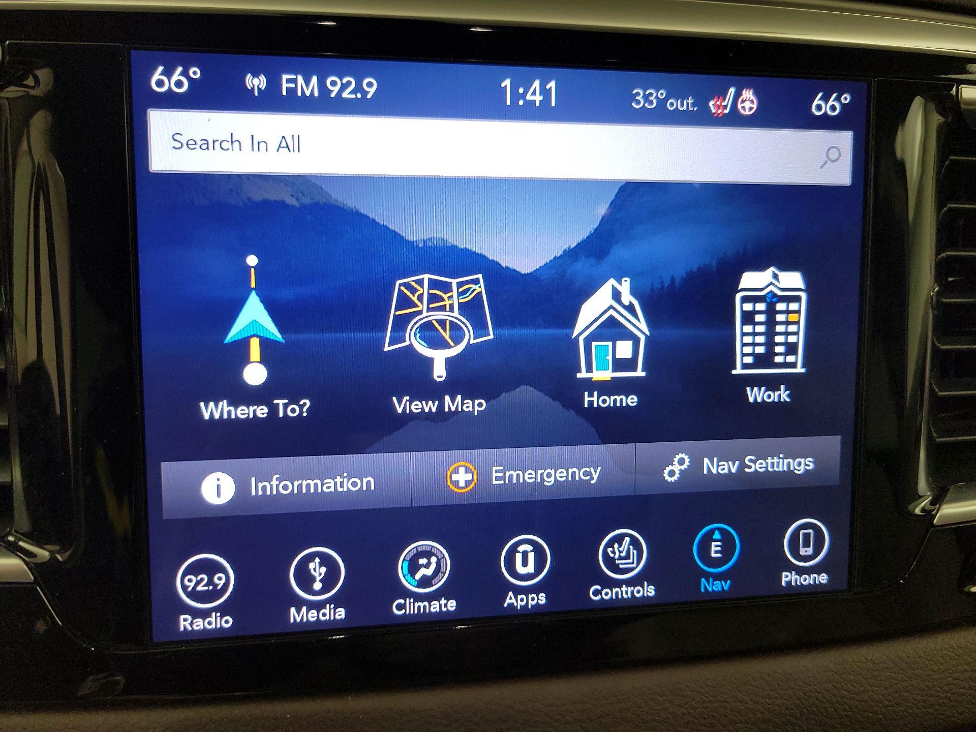 Thumbnail: 2018 Chrysler Pacifica - 14
