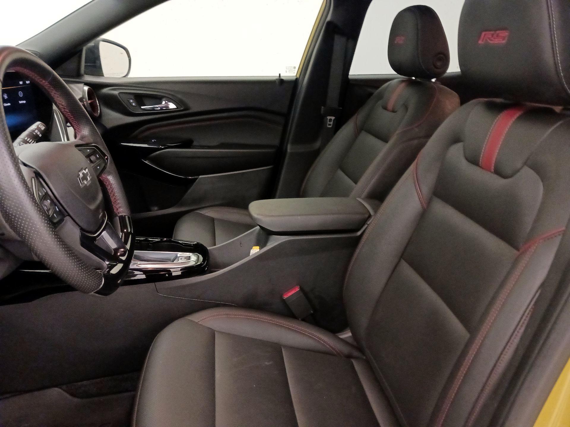 Thumbnail: 2024 Chevrolet Trax - 11