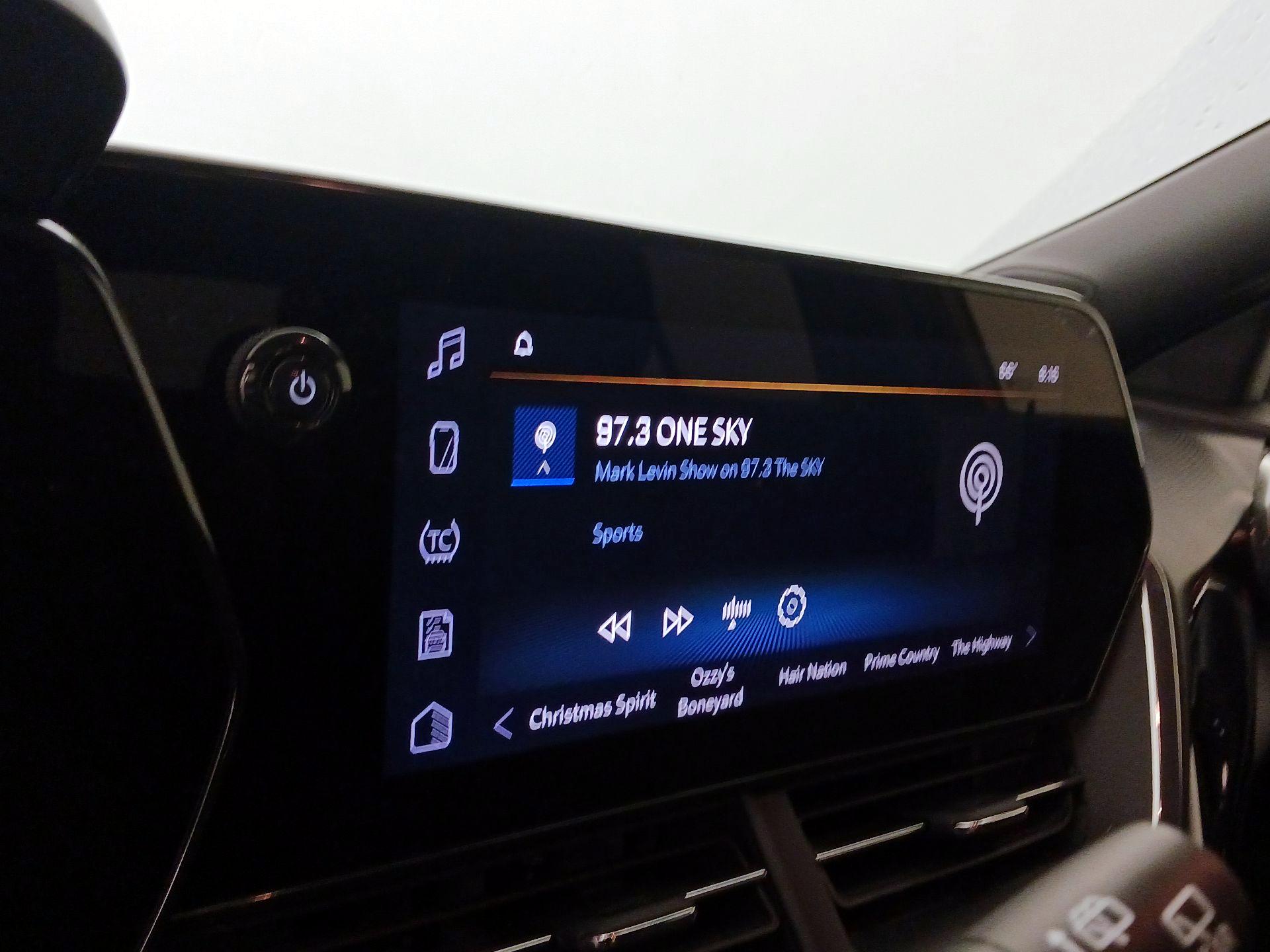 Thumbnail: 2024 Chevrolet Trax - 15