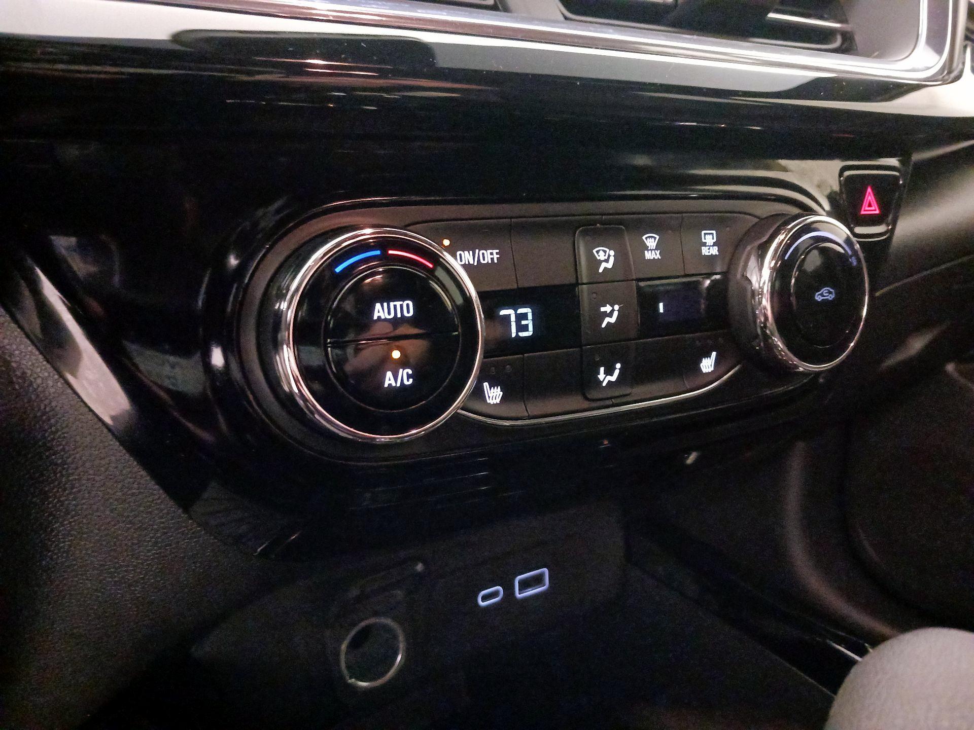 Thumbnail: 2024 Chevrolet Trax - 16