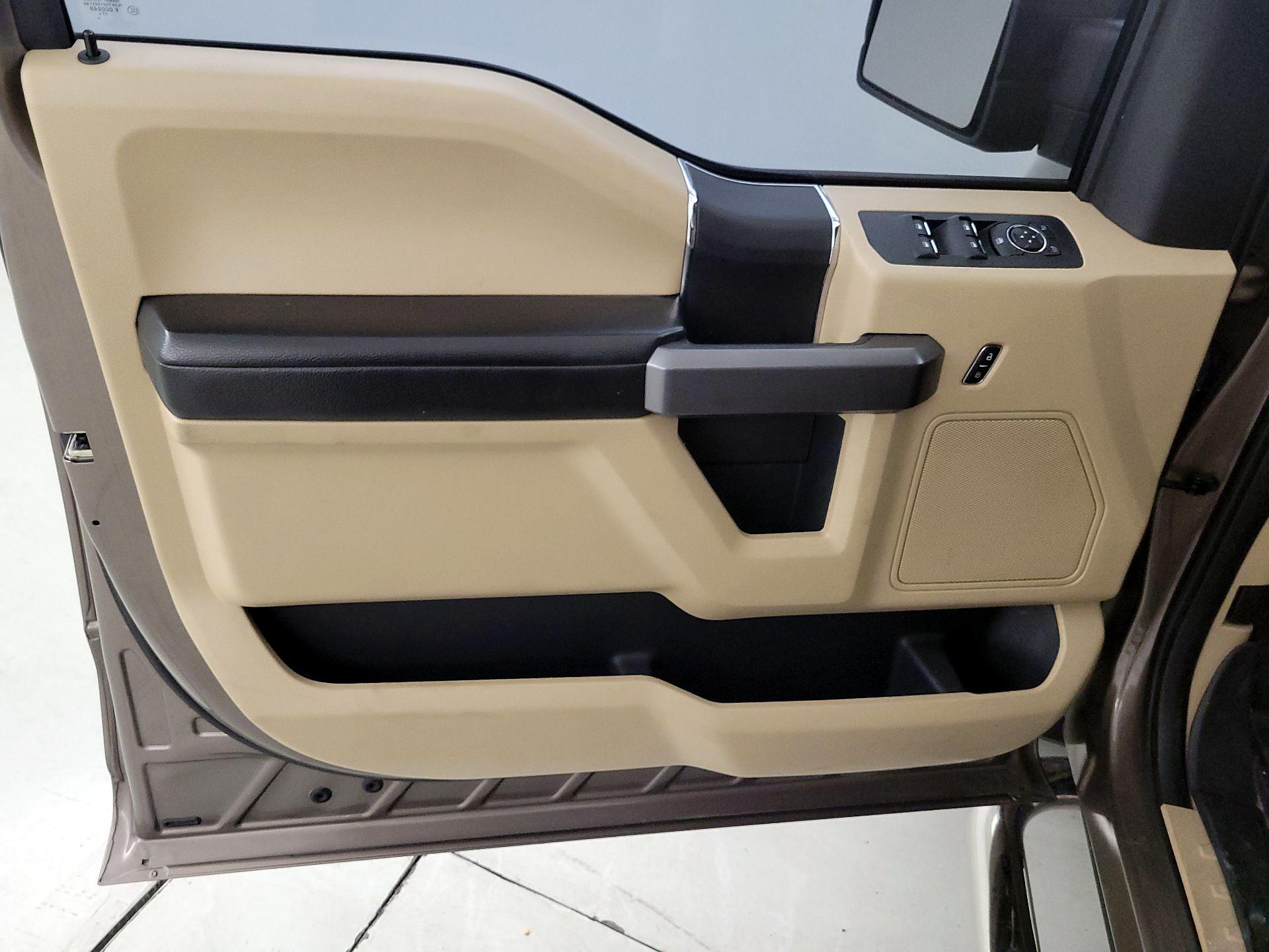 Thumbnail: 2018 Ford F-150 - 12