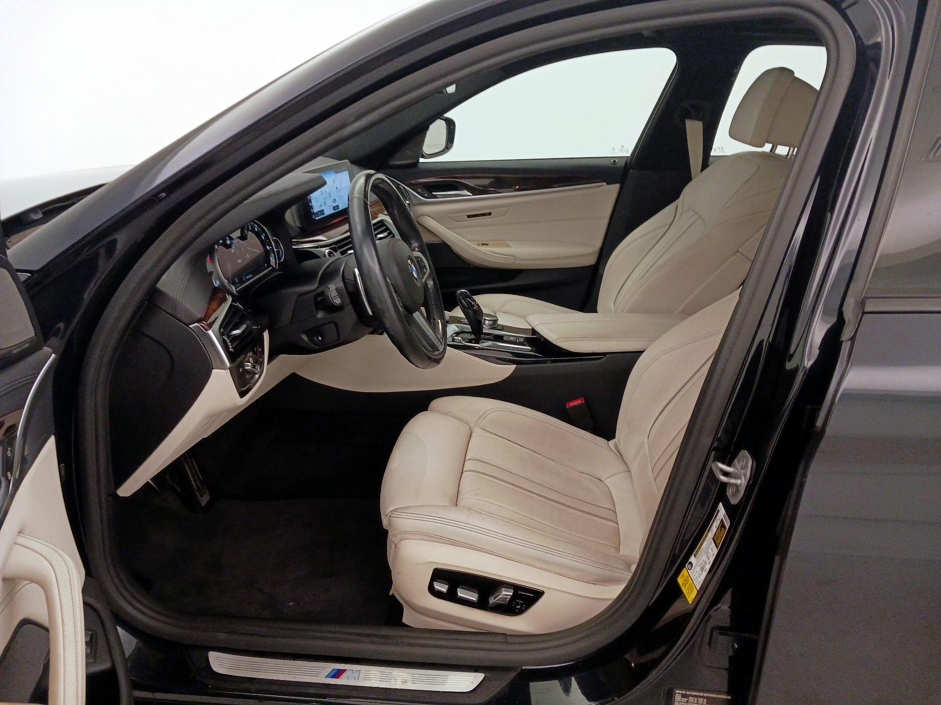 Thumbnail: 2018 BMW 5 Series - 11