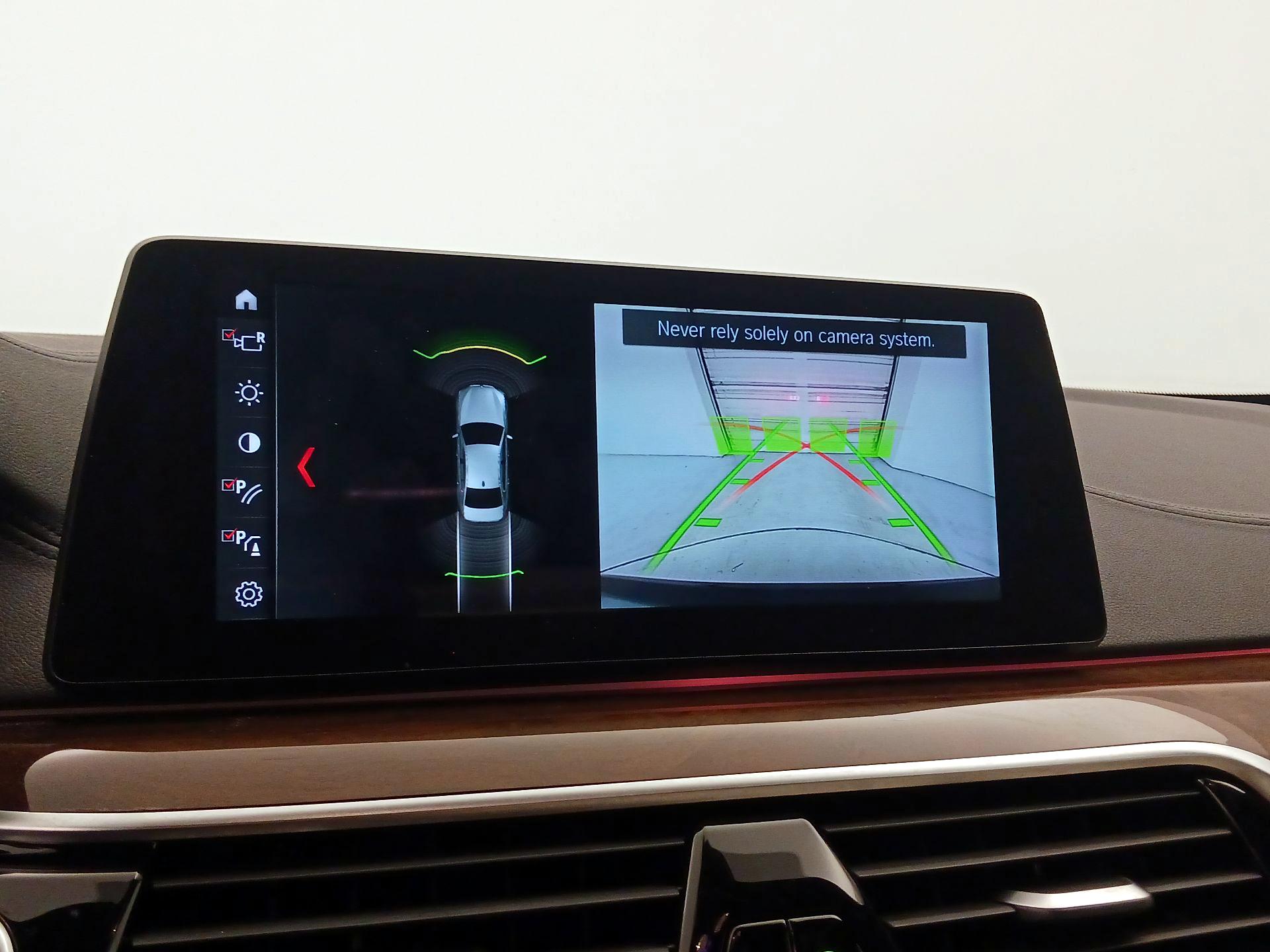 Thumbnail: 2018 BMW 5 Series - 15