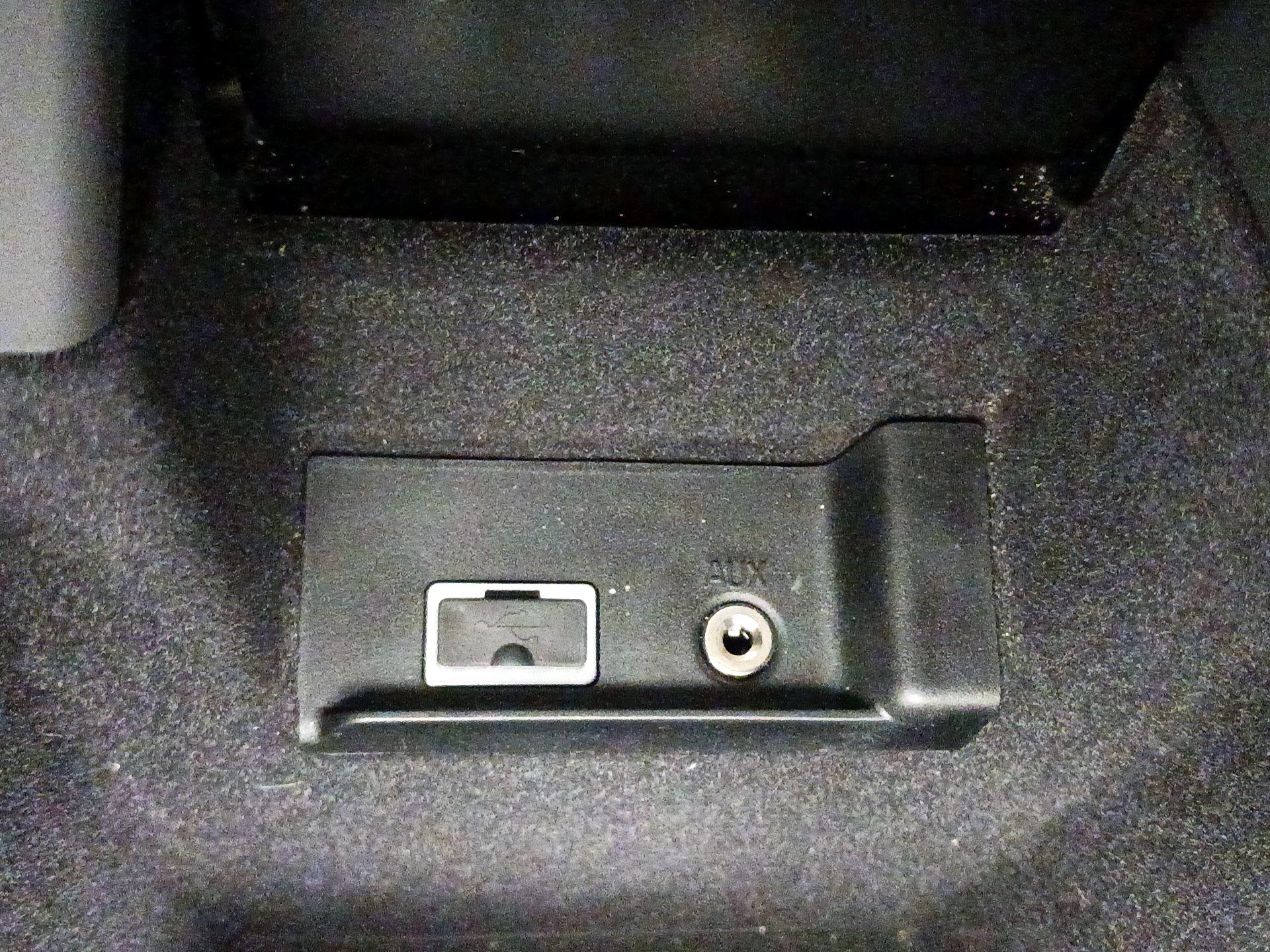 Thumbnail: 2015 Volvo S60 - 18