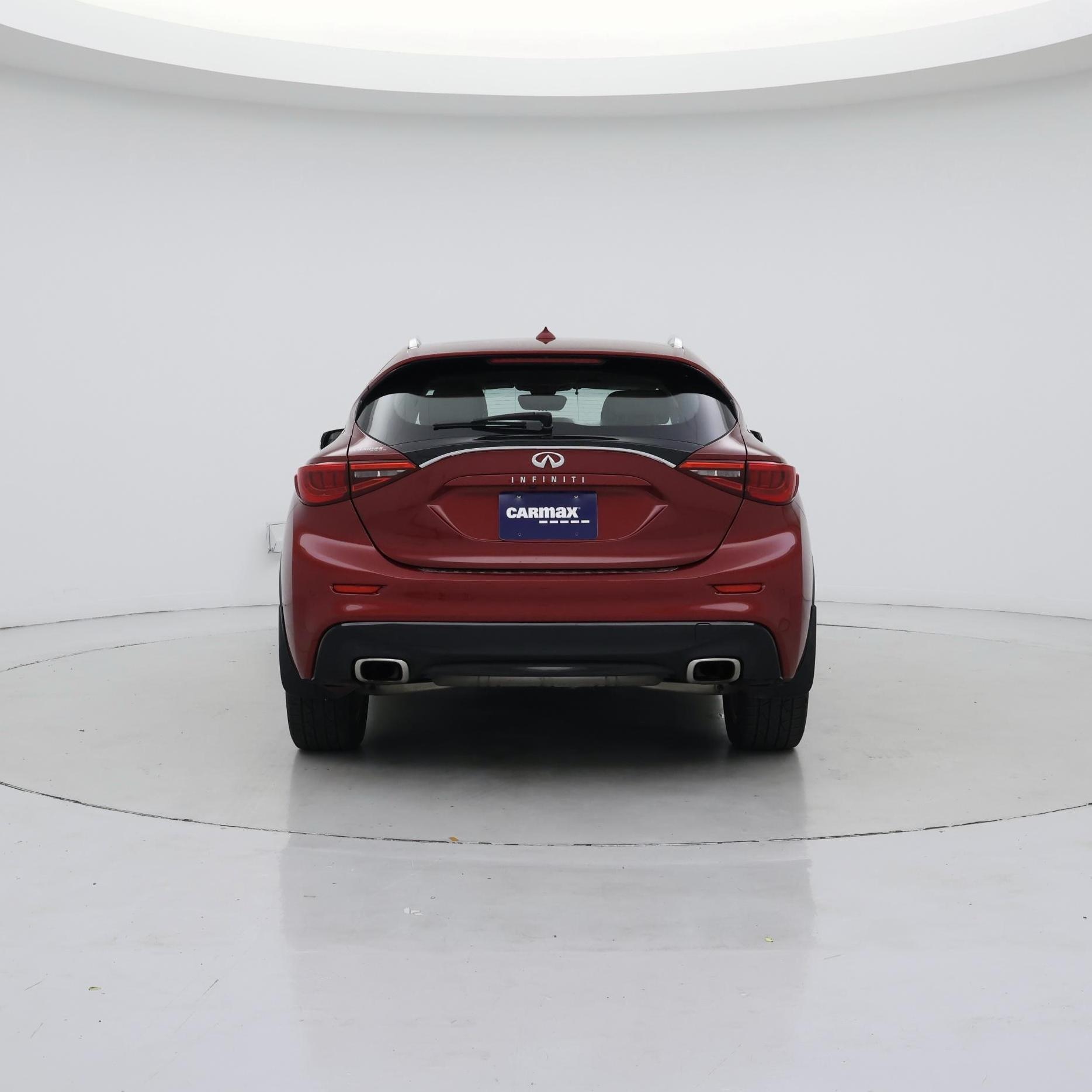 Thumbnail: 2017 INFINITI QX30 - 6