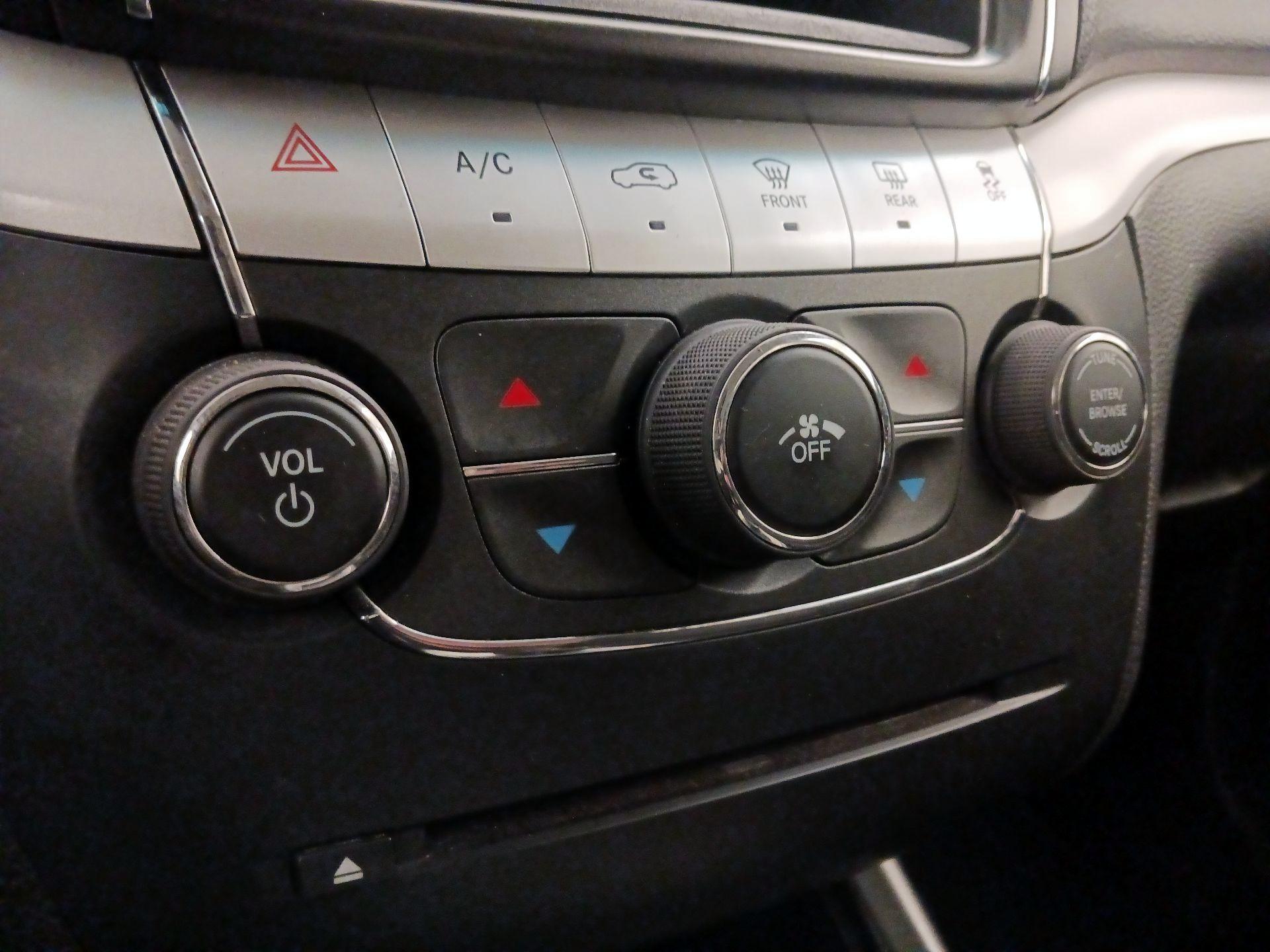 Thumbnail: 2015 Dodge Journey - 15