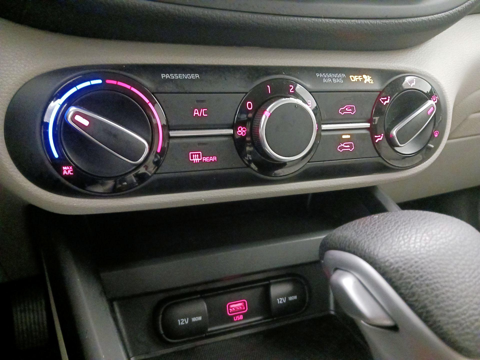 Thumbnail: 2022 Kia Soul - 16