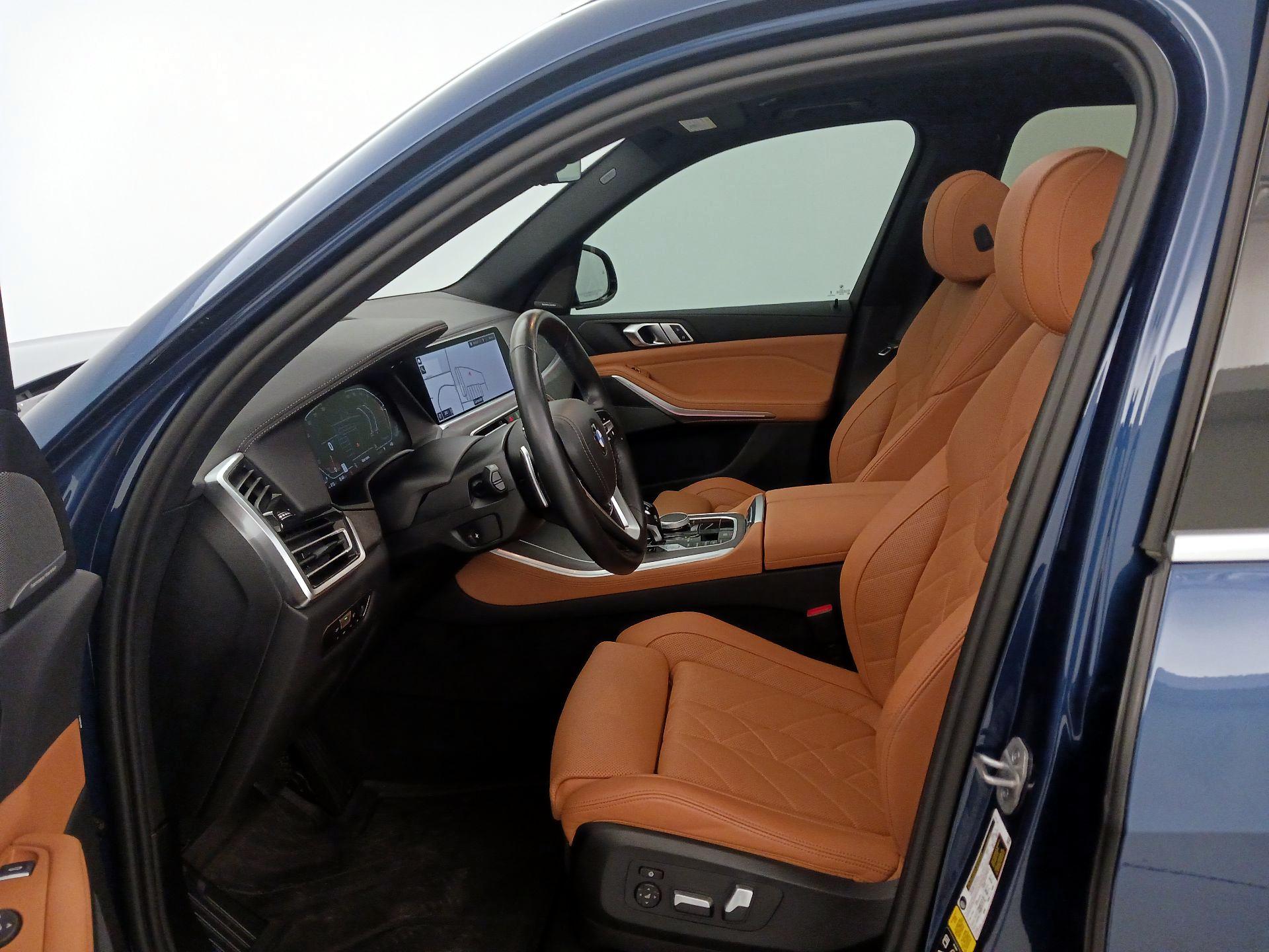 Thumbnail: 2023 BMW X5 - 11