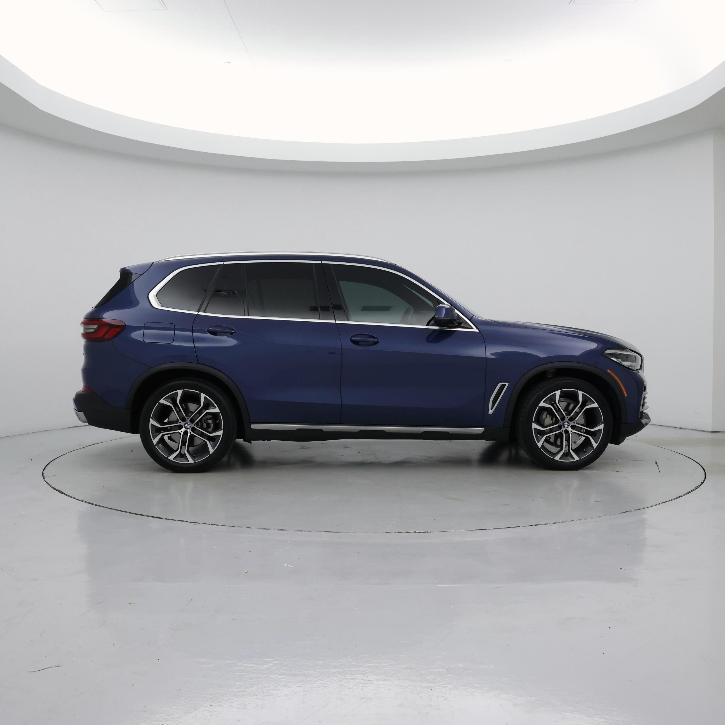 Thumbnail: 2023 BMW X5 - 7