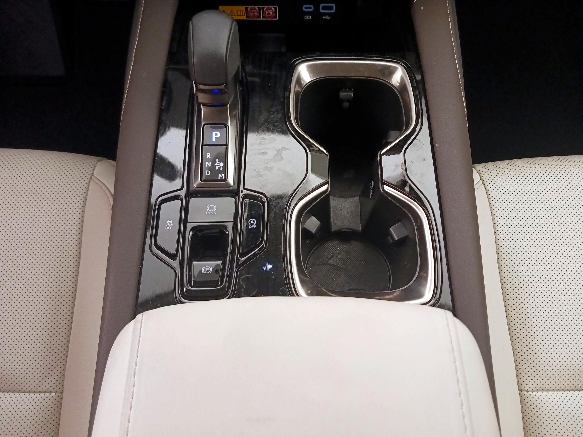 Thumbnail: 2024 Lexus RX - 17