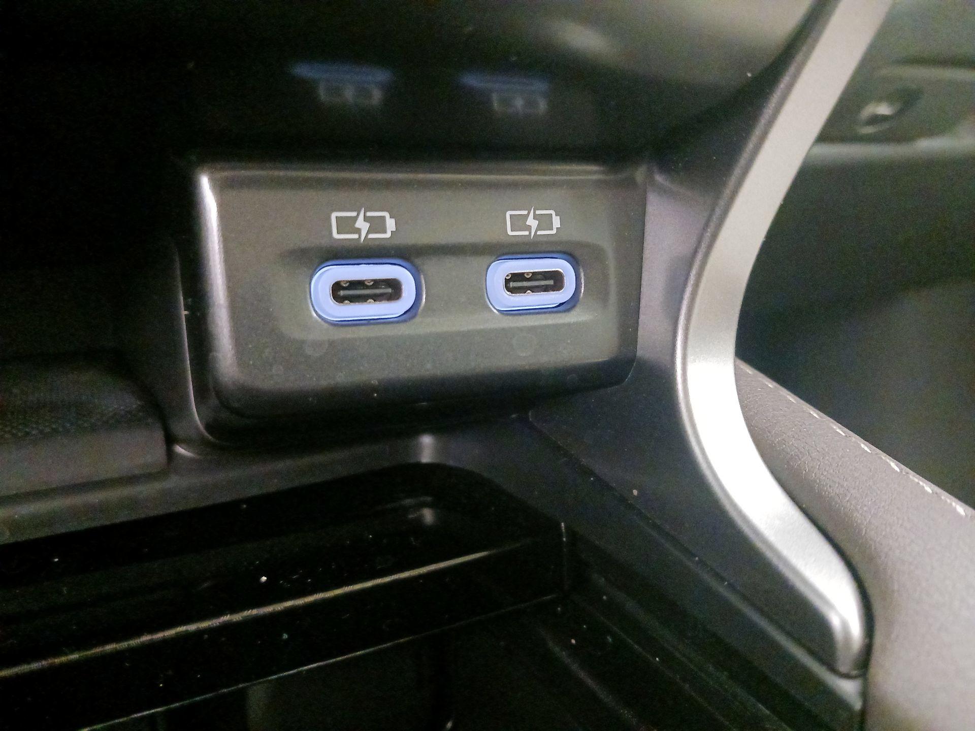 Thumbnail: 2024 Lexus RX - 18