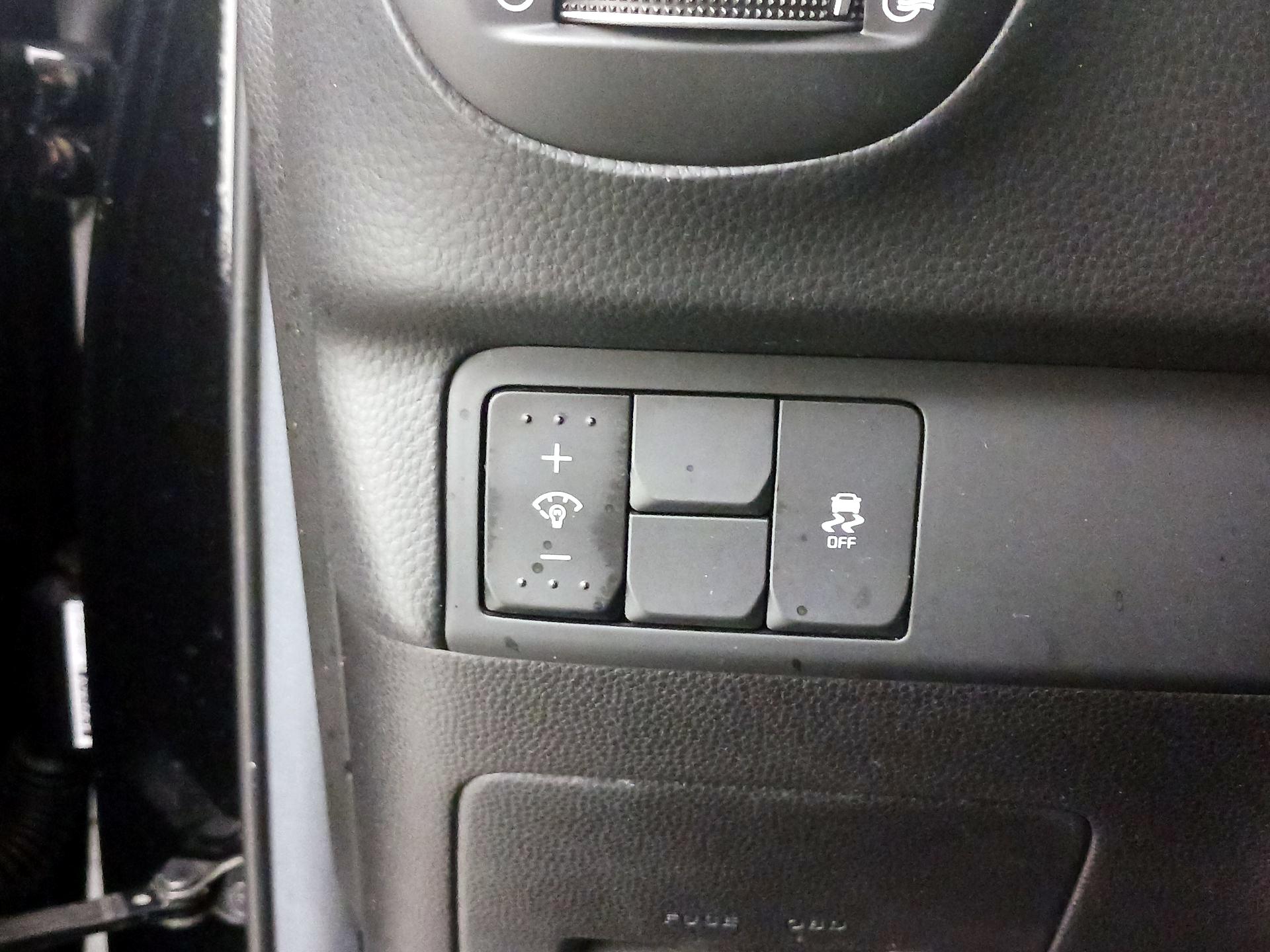 Thumbnail: 2016 Kia Soul - 13