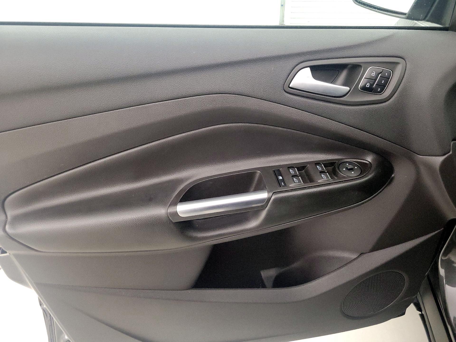 Thumbnail: 2018 Ford Escape - 12