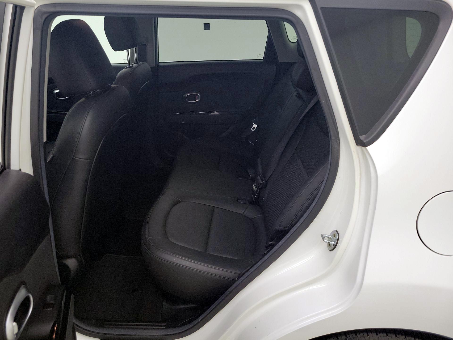 Thumbnail: 2016 Kia Soul - 19