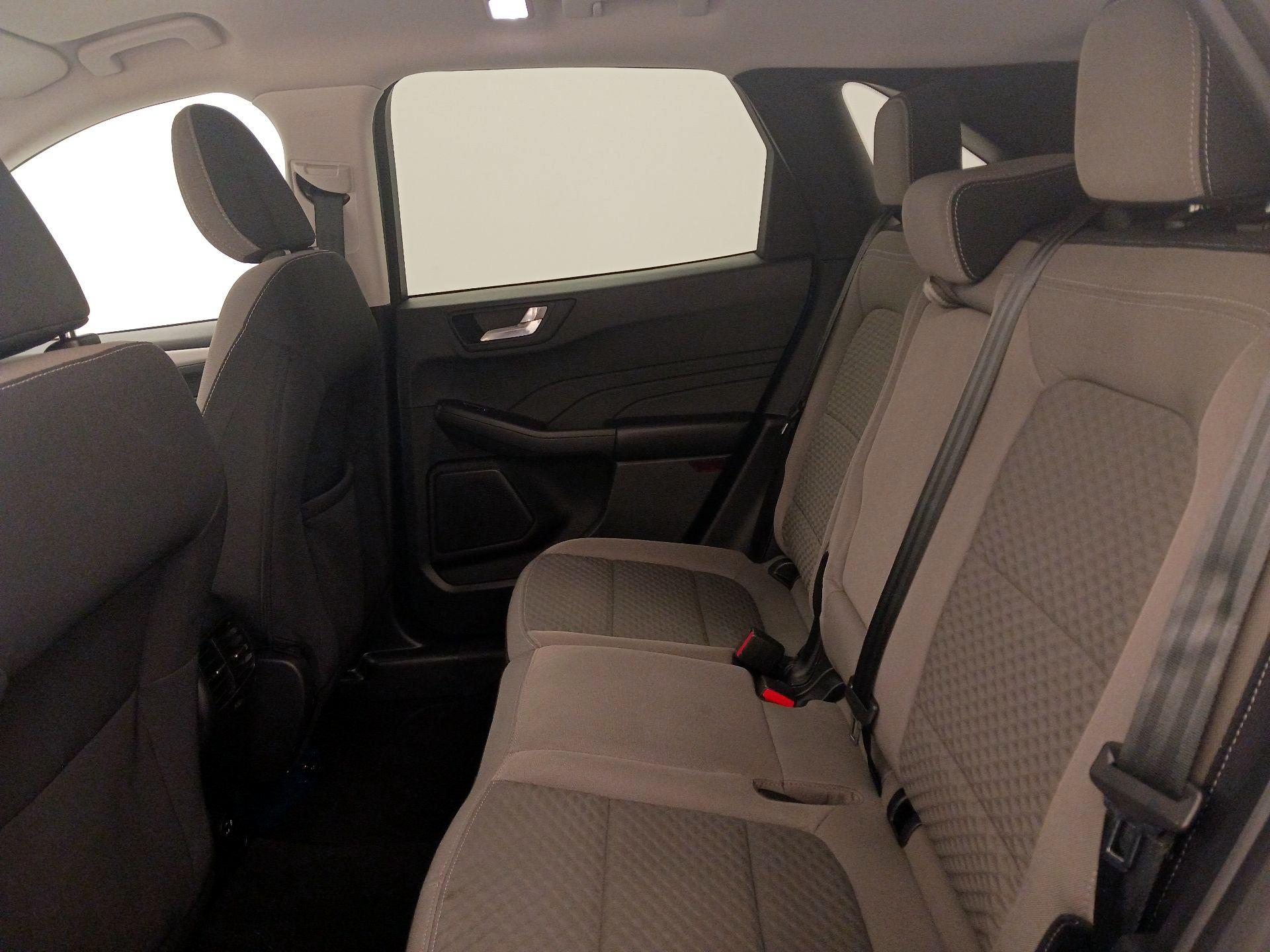 Thumbnail: 2021 Ford Escape - 19