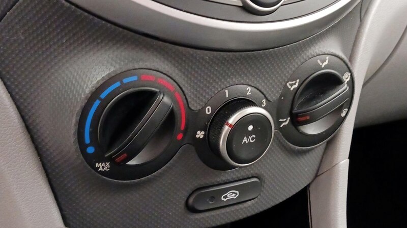 2017 Hyundai Accent Value Edition 13
