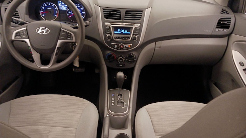 2017 Hyundai Accent Value Edition 8