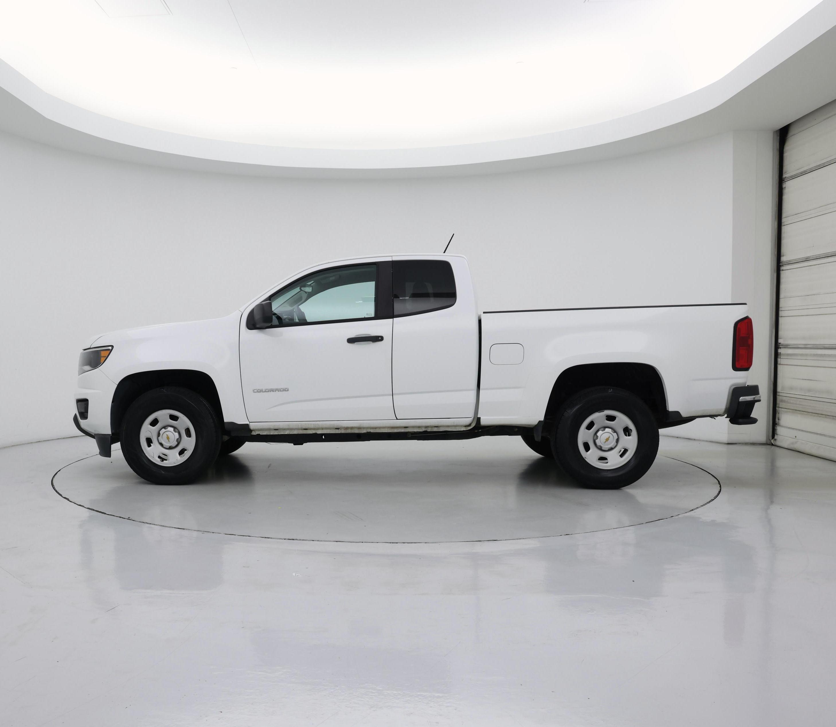Thumbnail: 2020 Chevrolet Colorado - 3