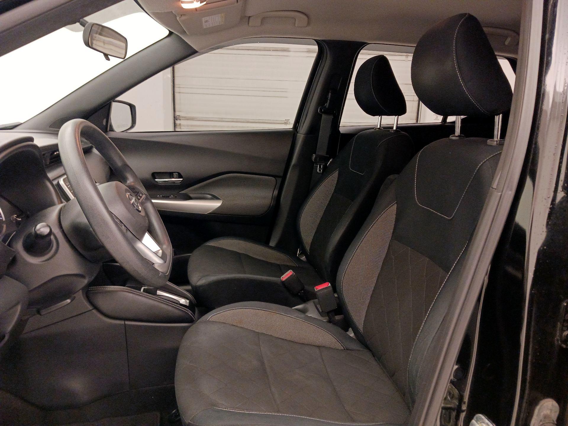 Thumbnail: 2018 Nissan Kicks - 9