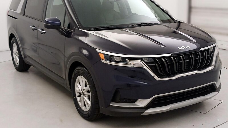 2023 Kia Carnival LX Hero Image