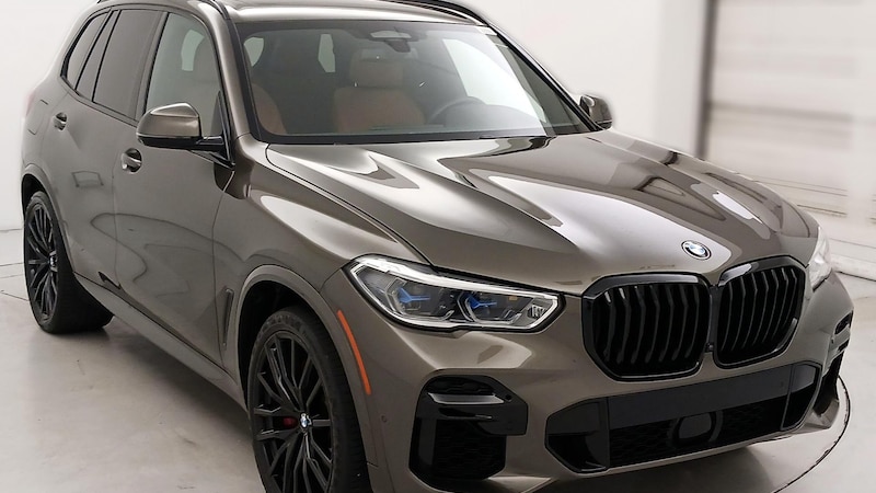 2023 BMW X5 sDrive40i Hero Image