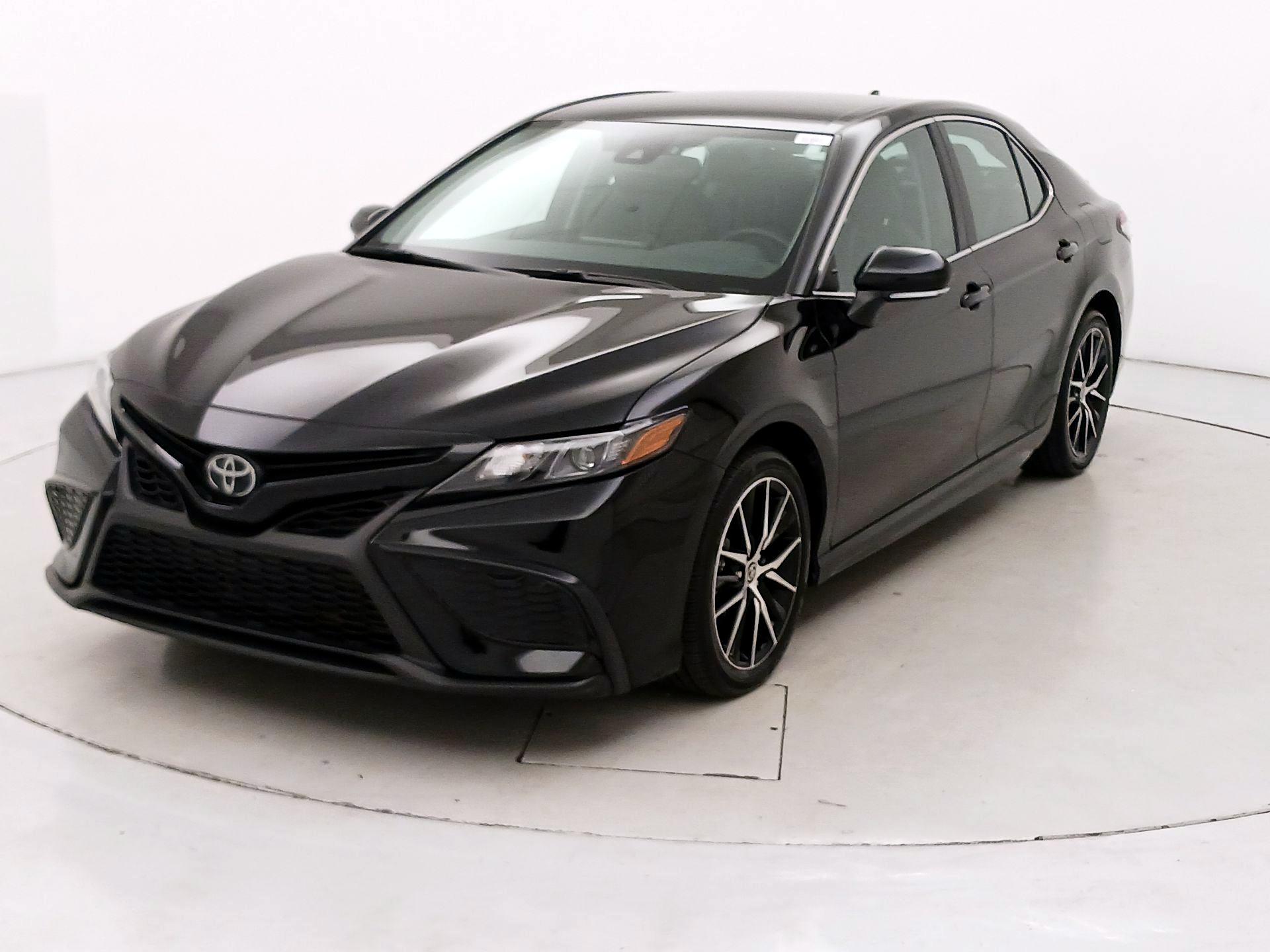 Thumbnail: 2024 Toyota Camry - 3