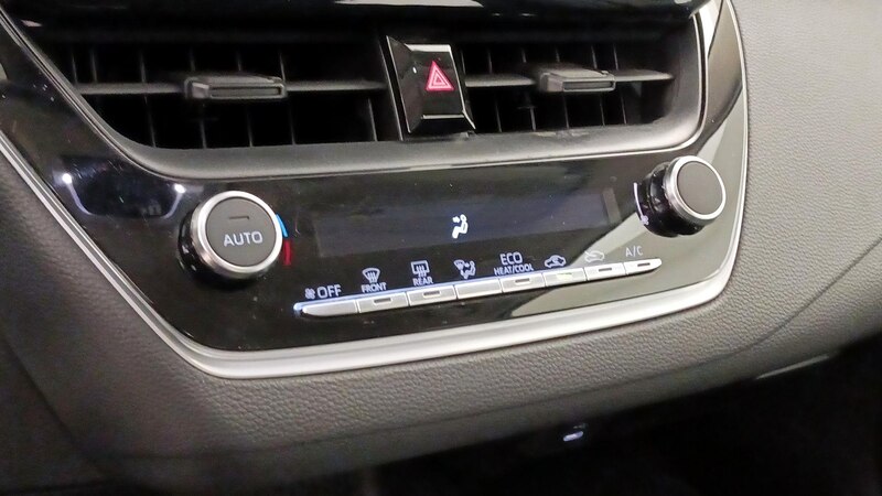 2024 Toyota Corolla LE 16