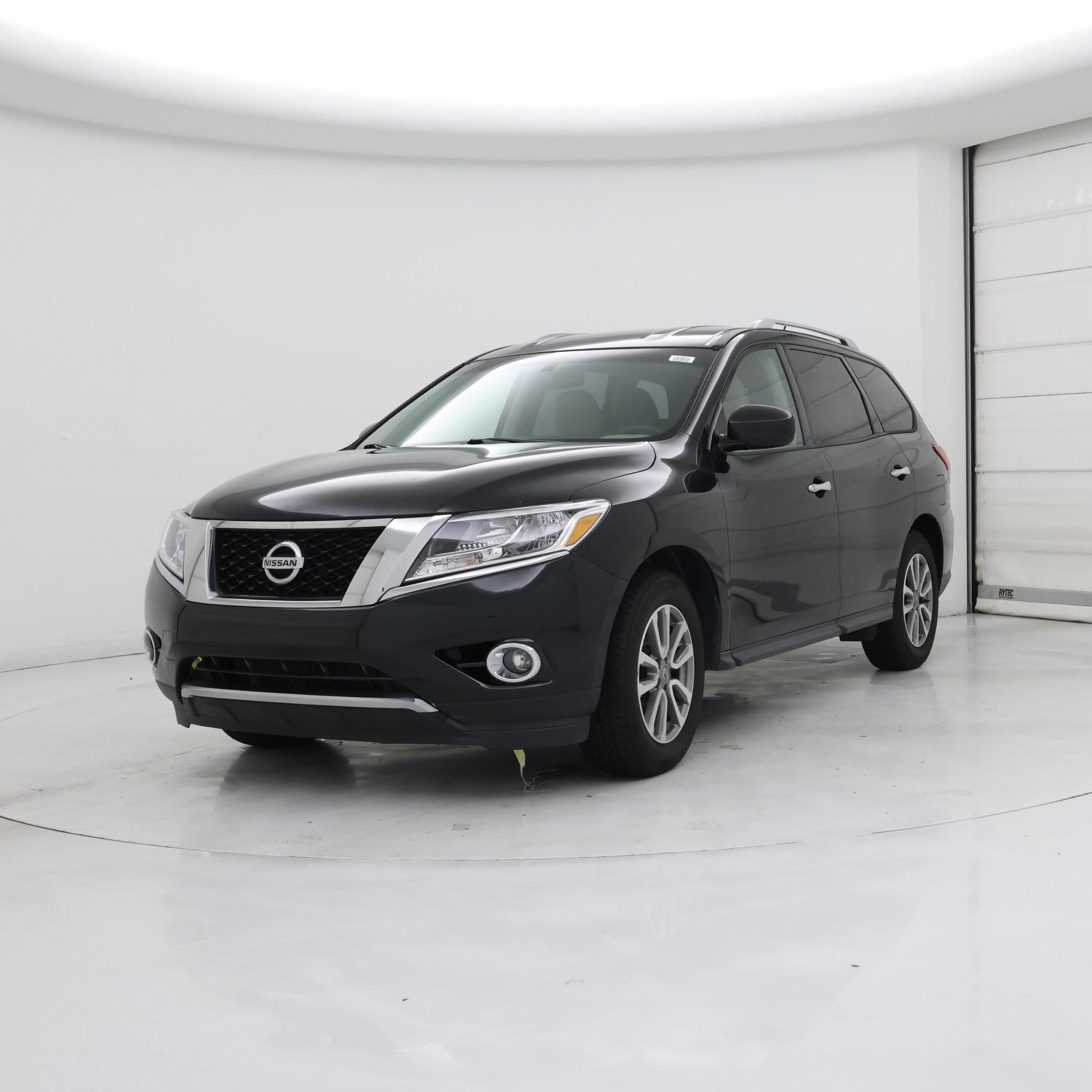Thumbnail: 2016 Nissan Pathfinder - 4