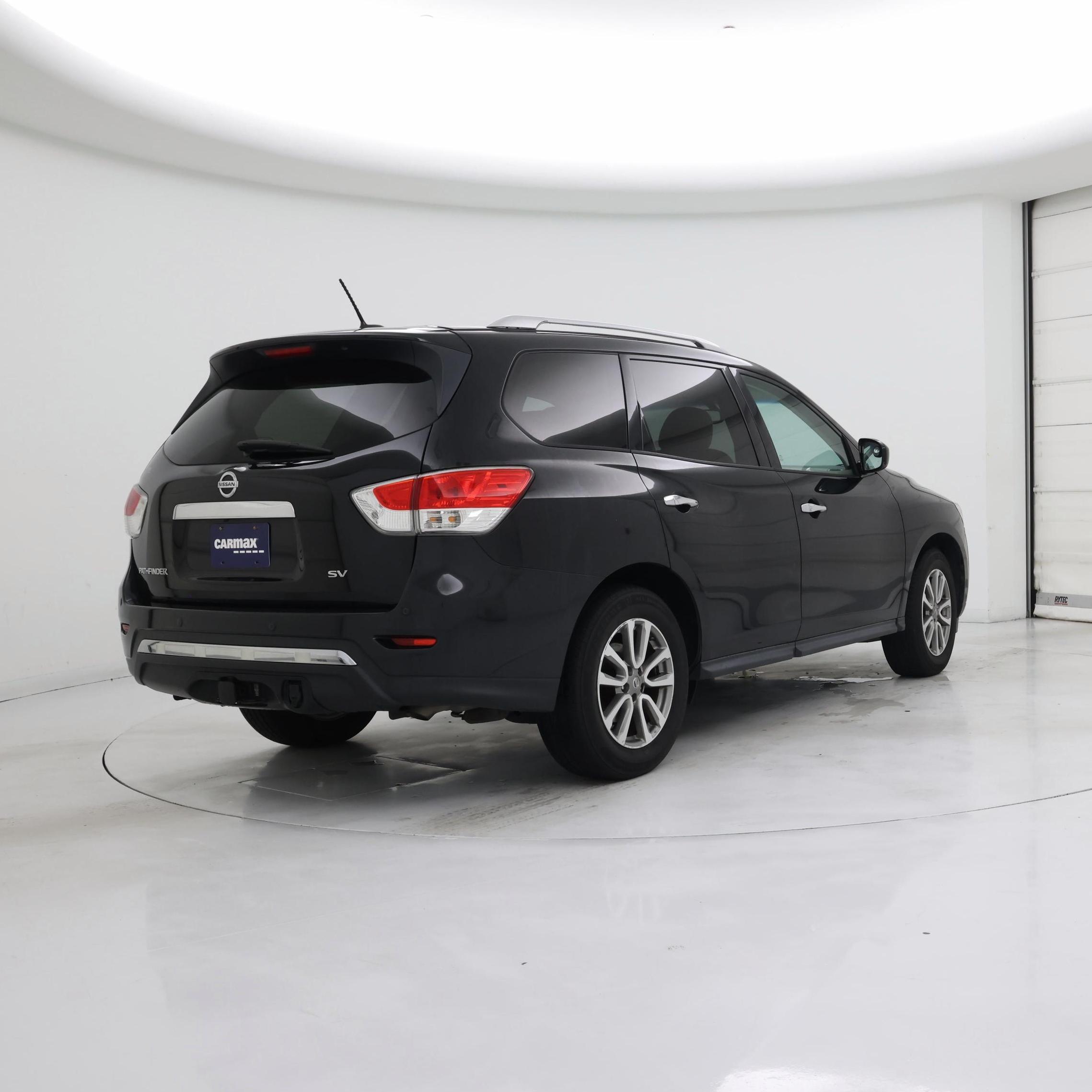 Thumbnail: 2016 Nissan Pathfinder - 8