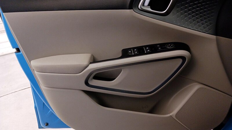 2024 Kia Soul EX 10