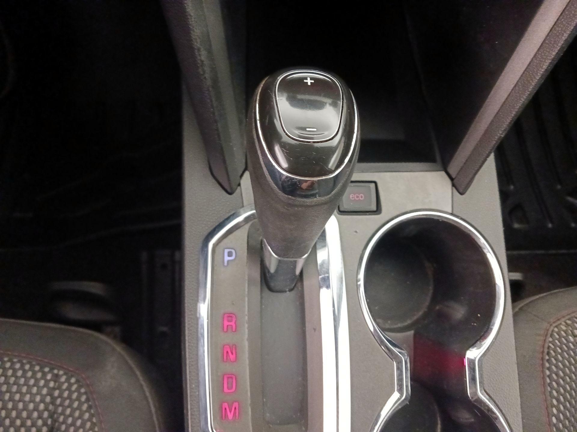Thumbnail: 2016 GMC Terrain - 16