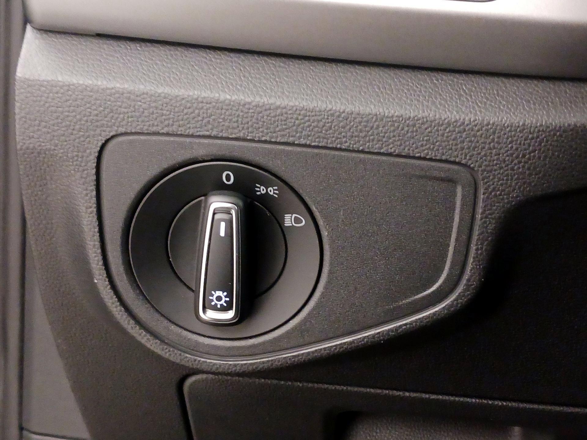 Thumbnail: 2018 Volkswagen Atlas - 11