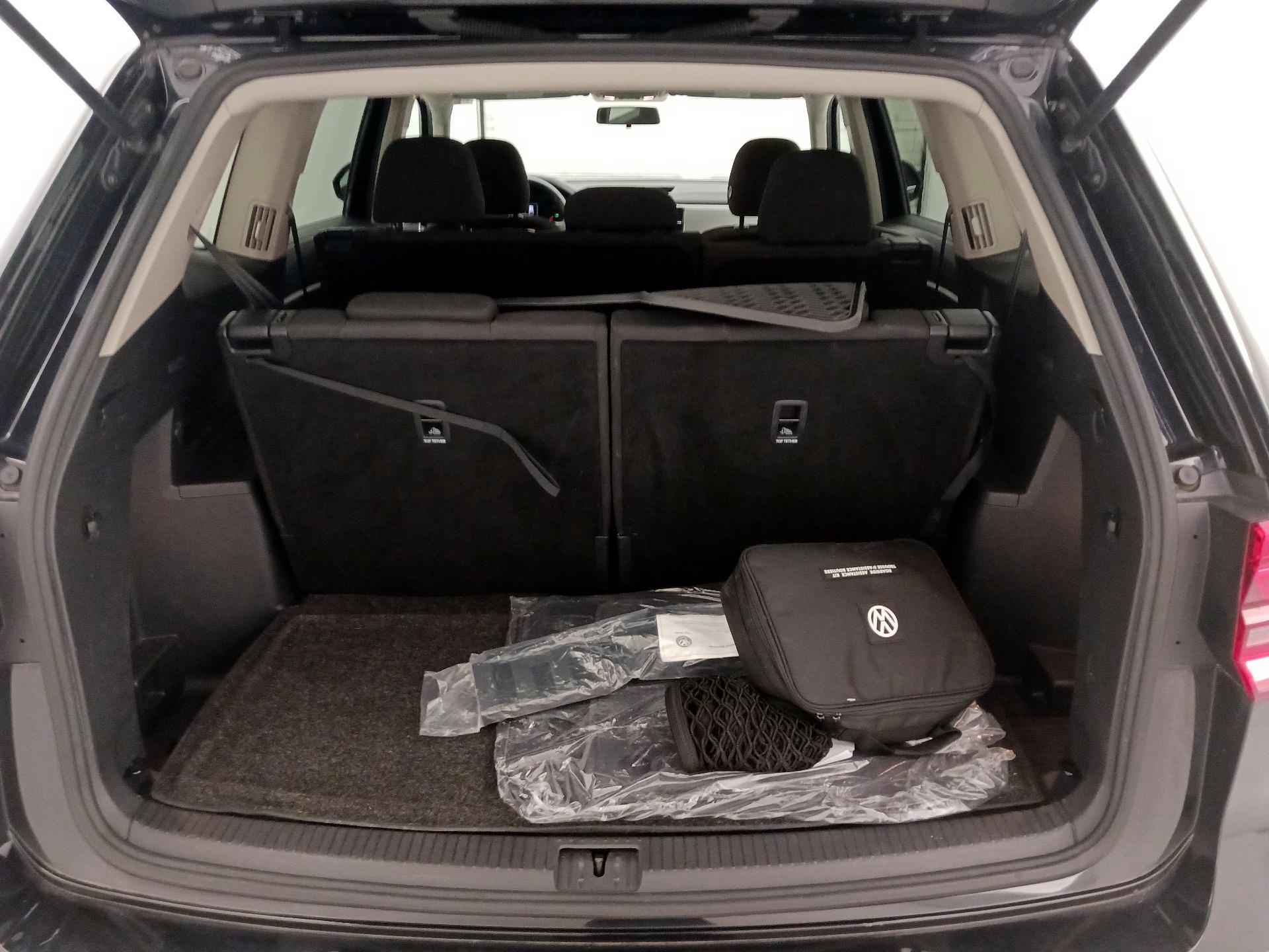 Thumbnail: 2018 Volkswagen Atlas - 19