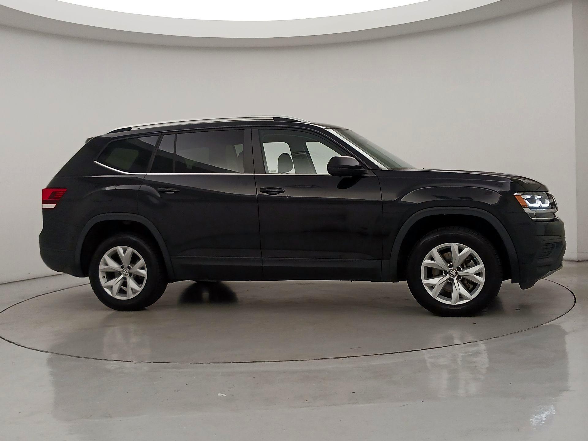 Thumbnail: 2018 Volkswagen Atlas - 4
