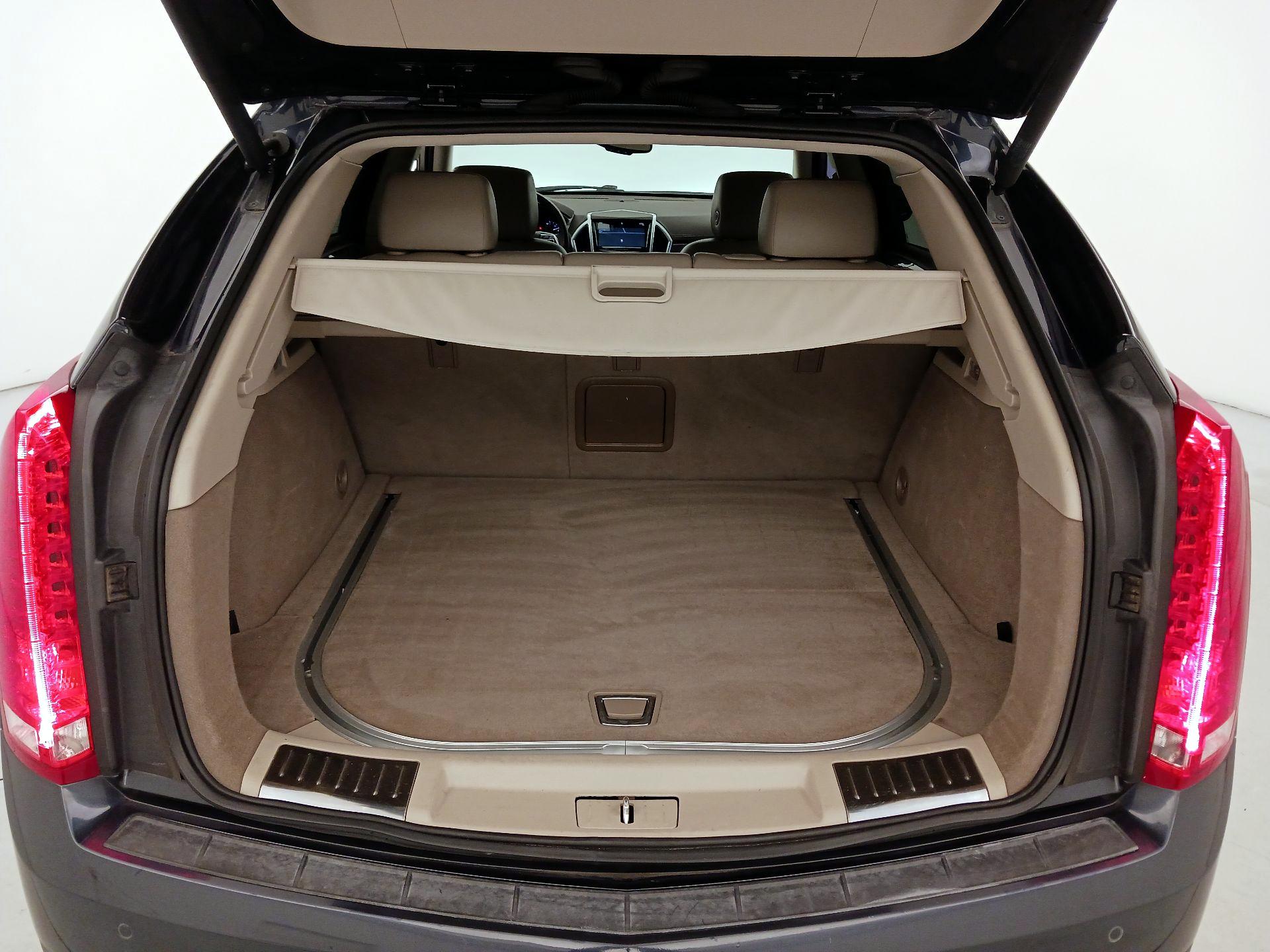 Thumbnail: 2016 Cadillac SRX - 20