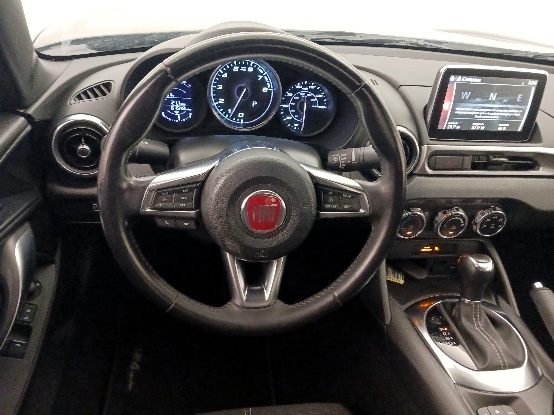 Thumbnail: 2020 Fiat 124 Spider - 10