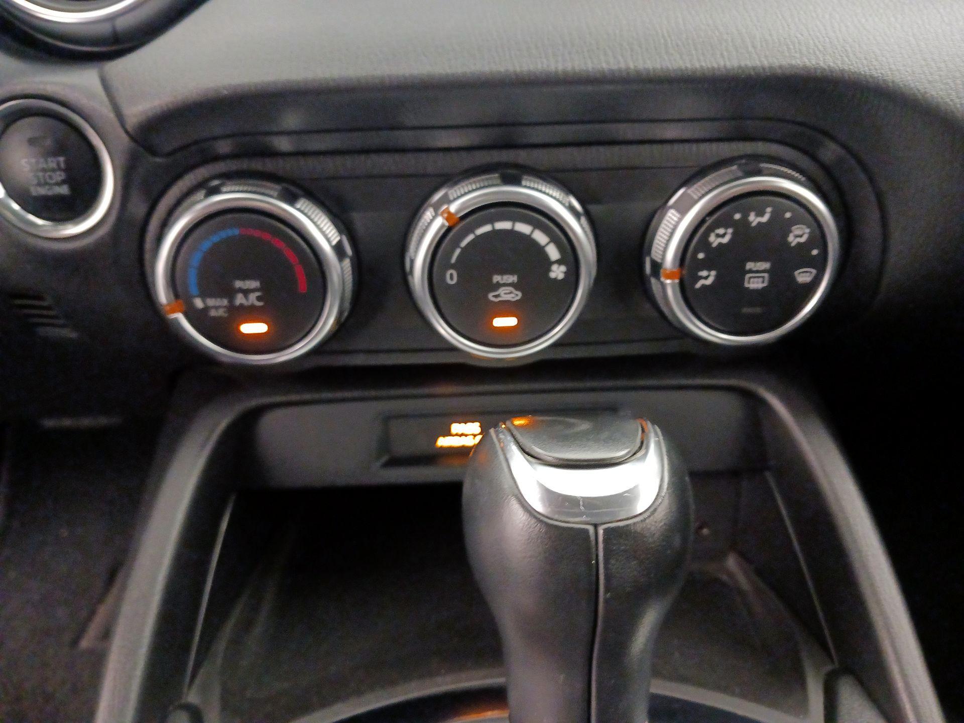 Thumbnail: 2020 Fiat 124 Spider - 16
