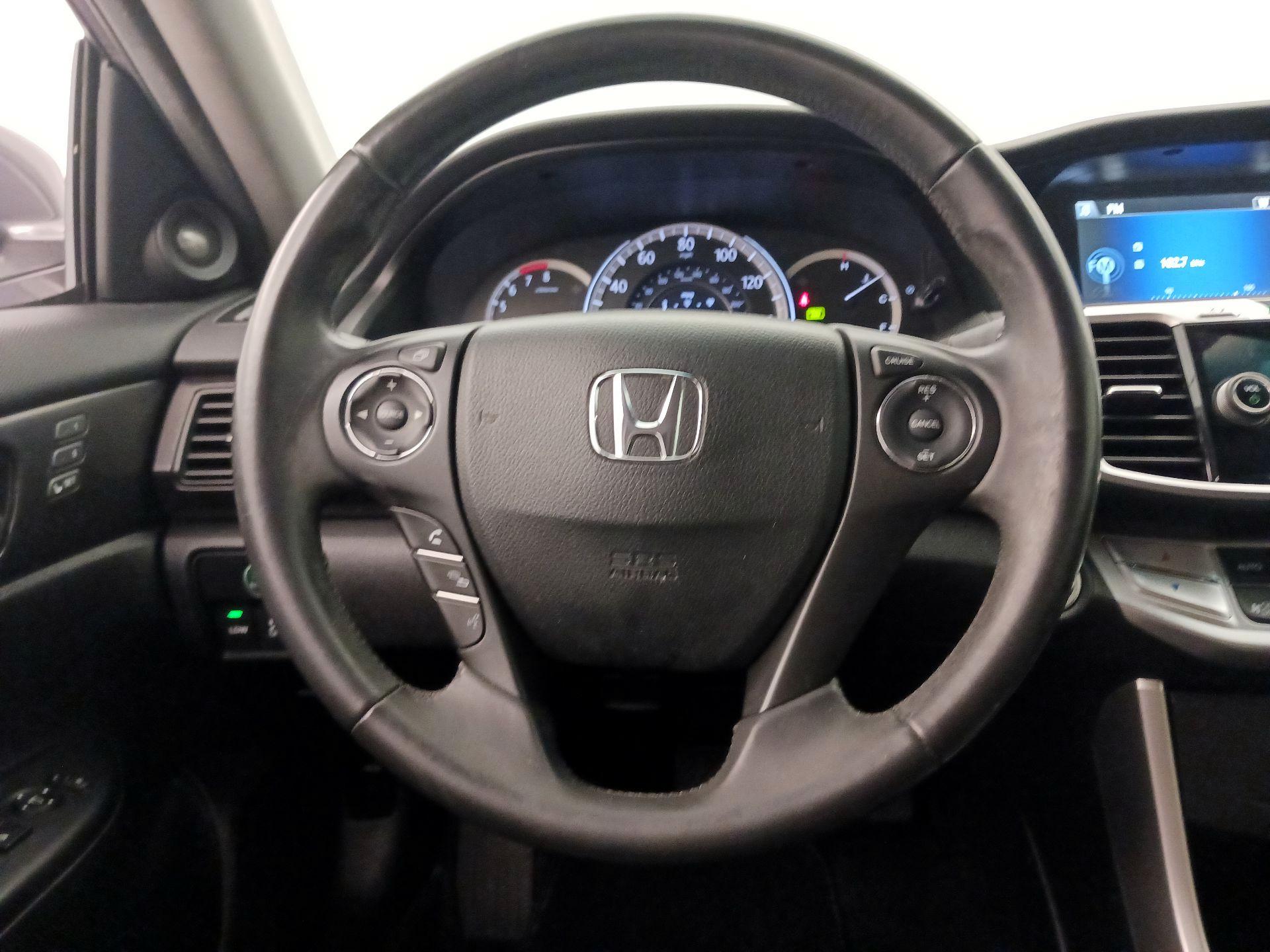 Thumbnail: 2015 Honda Accord - 10