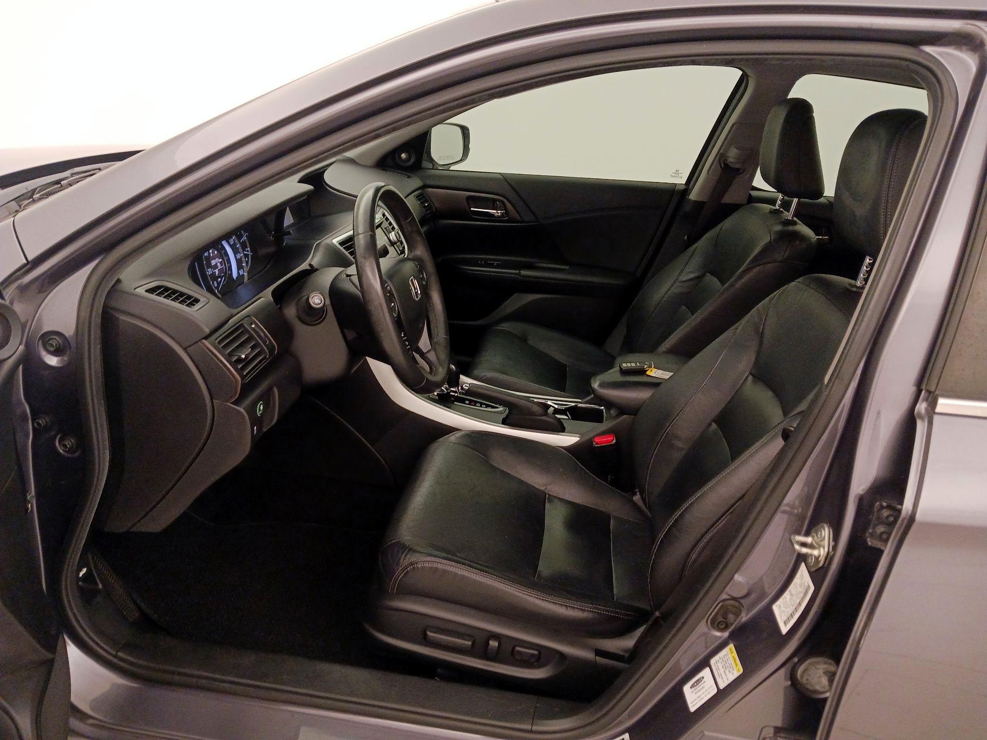 Thumbnail: 2015 Honda Accord - 11