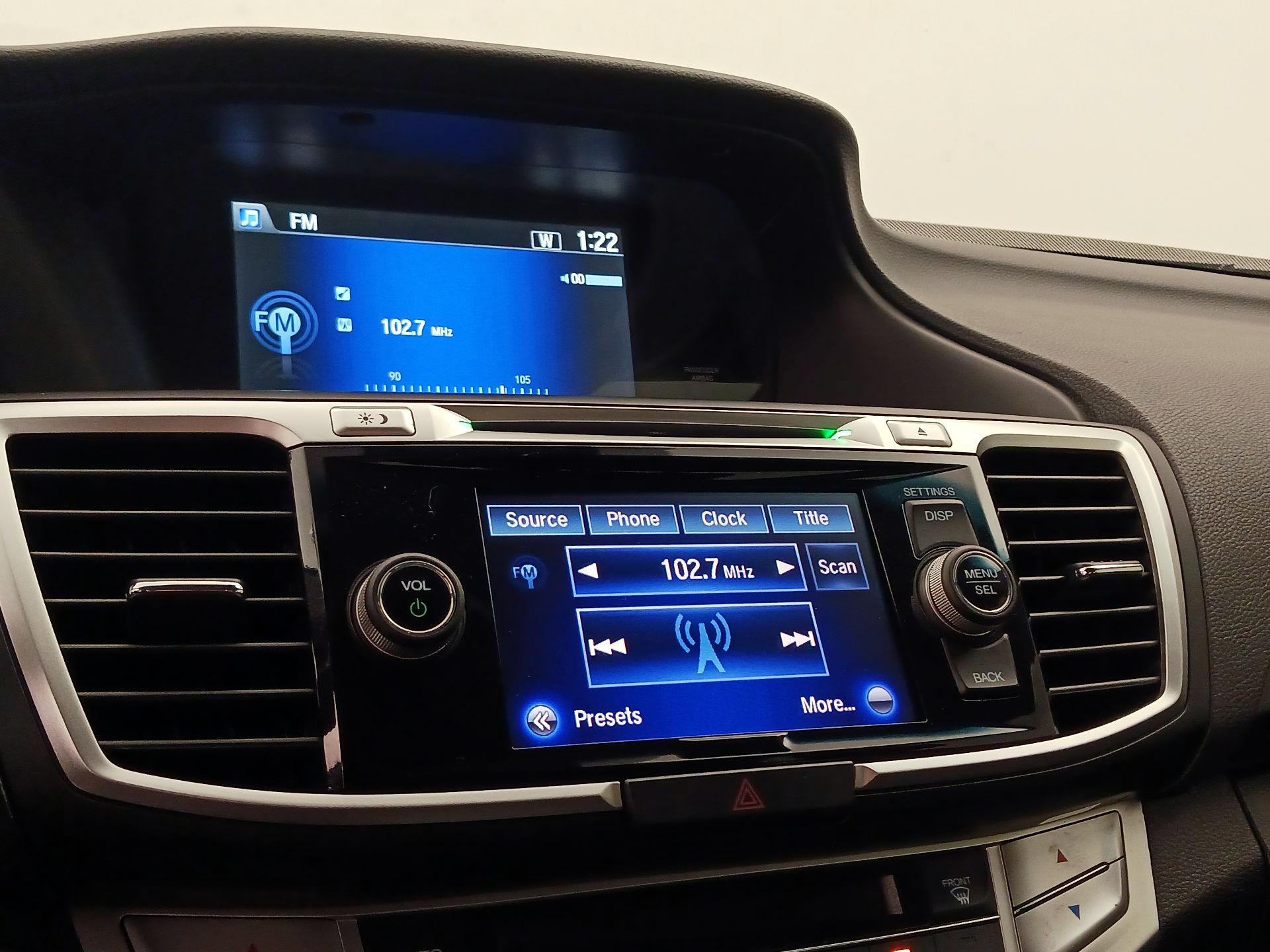 Thumbnail: 2015 Honda Accord - 15